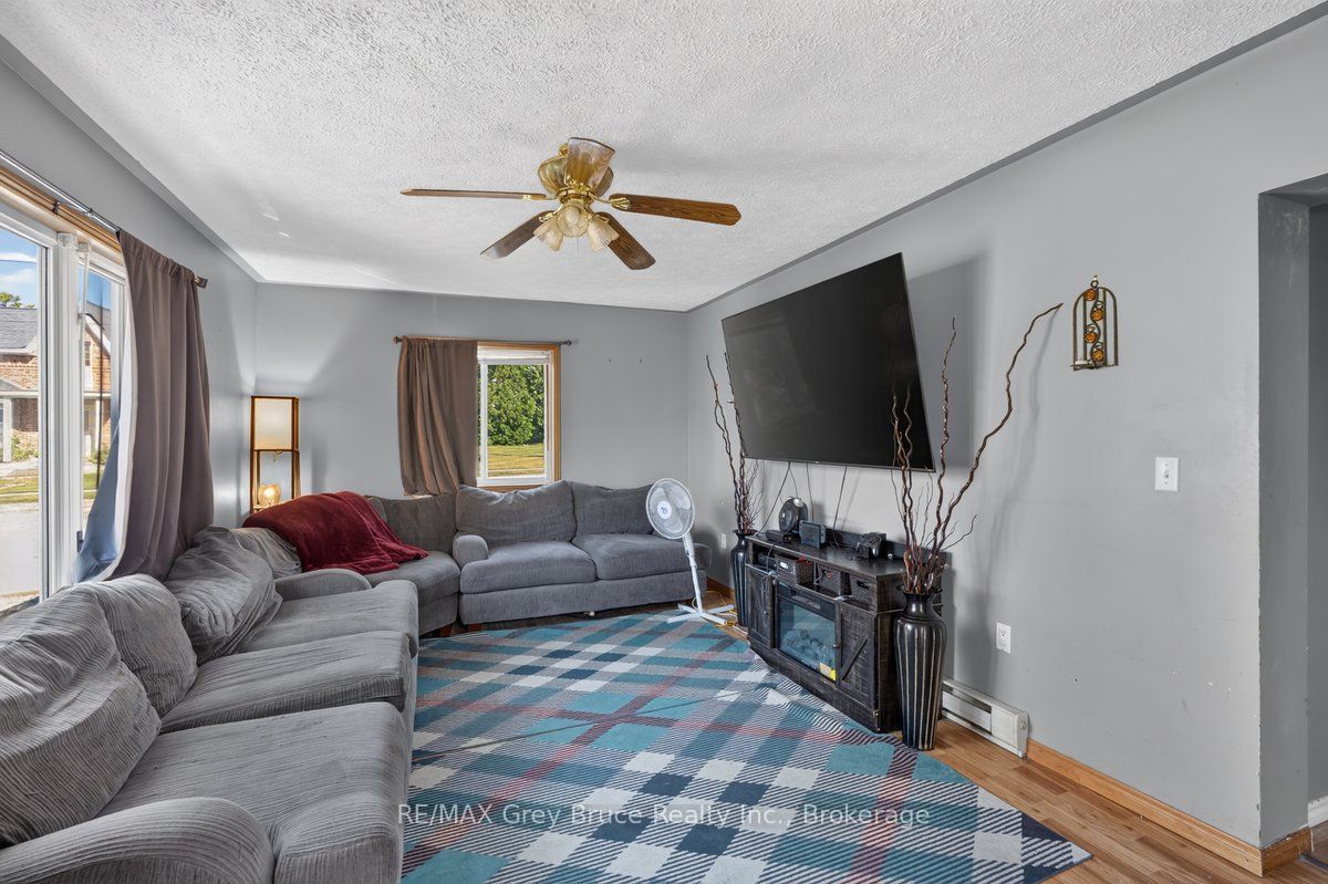 14 N Main Street Property Photo 10