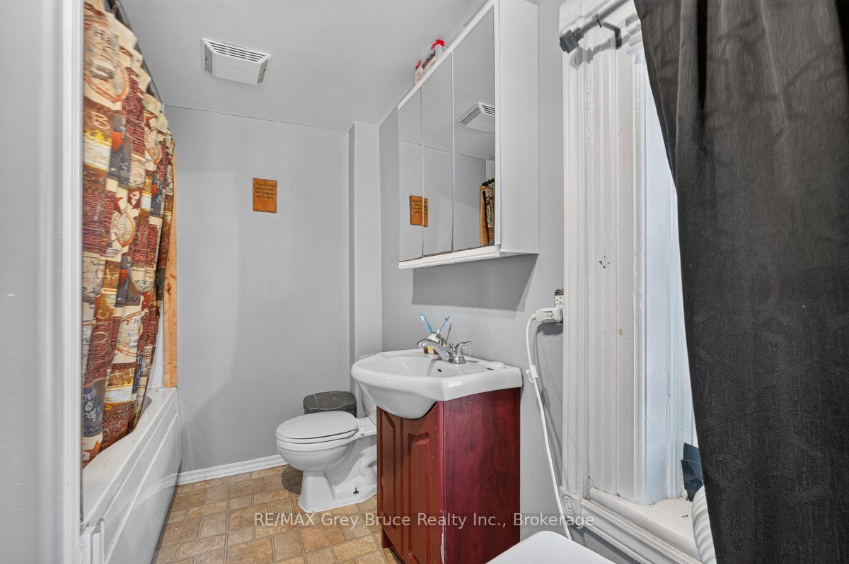 14 N Main Street Property Photo 17