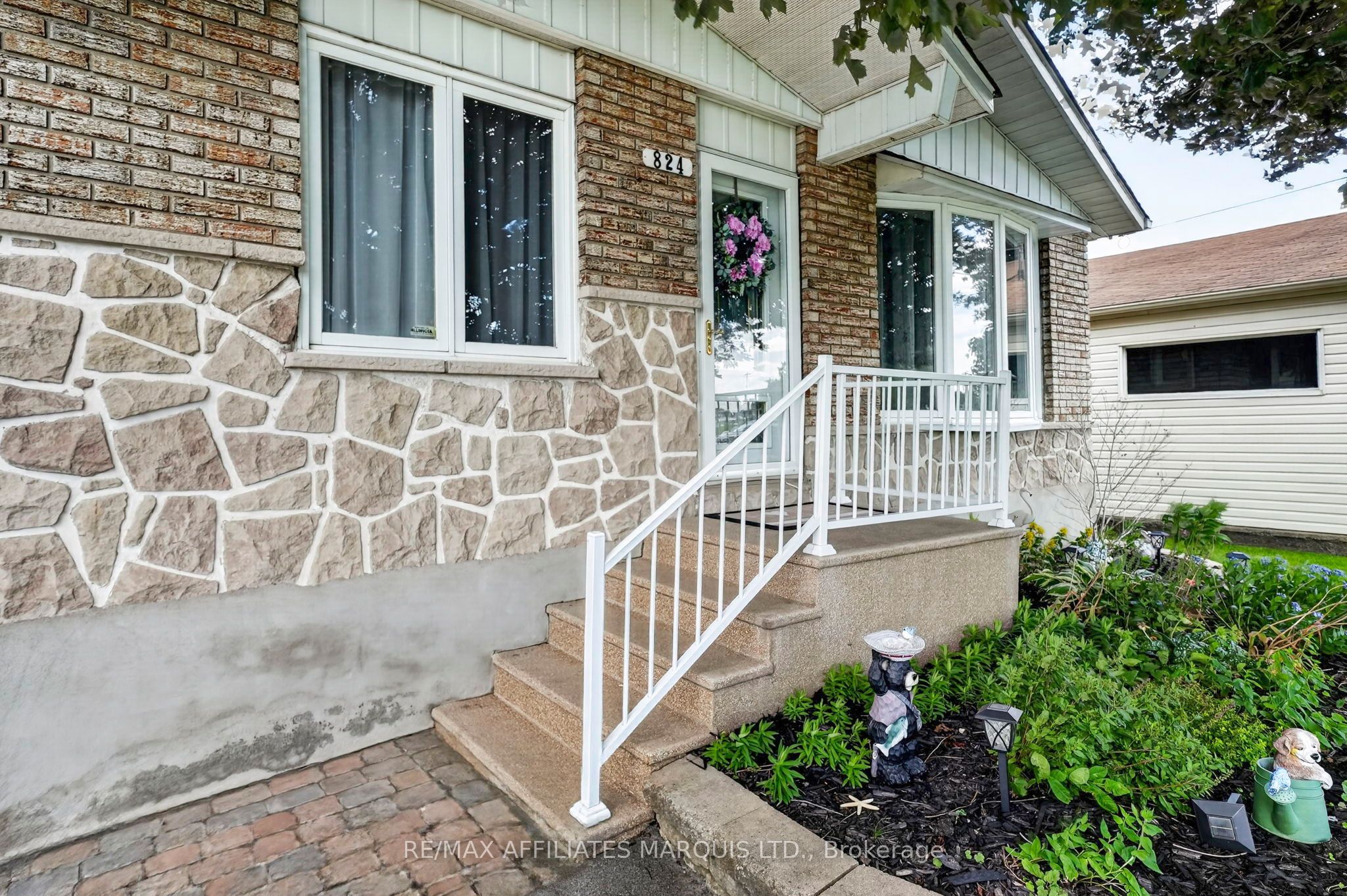824 Alice Street Property Photo 3
