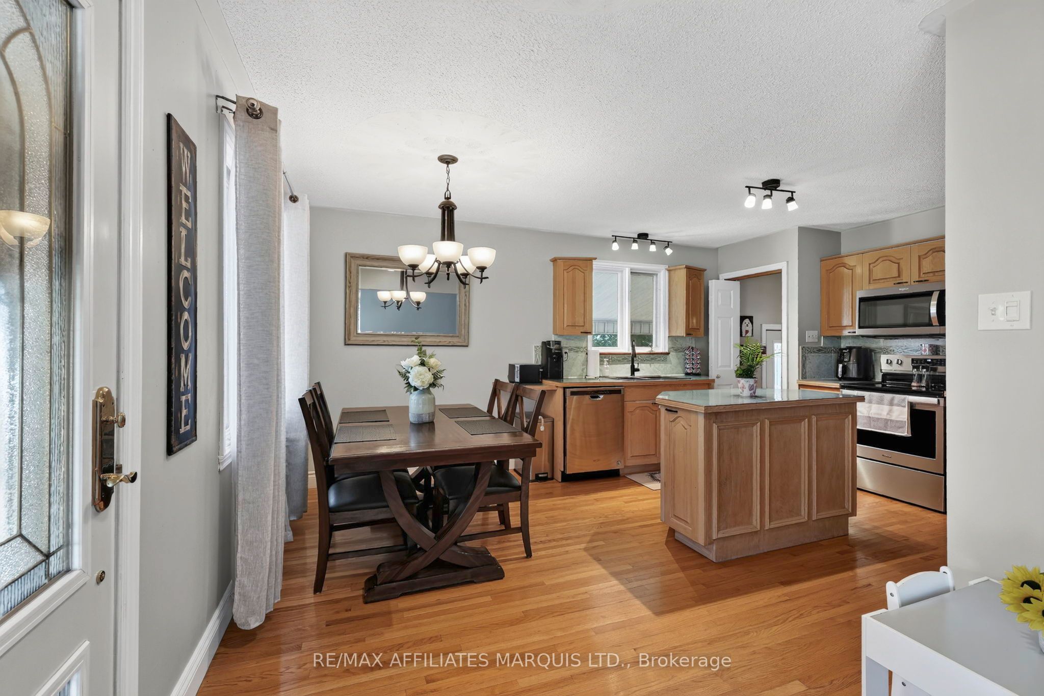 824 Alice Street Property Photo 6