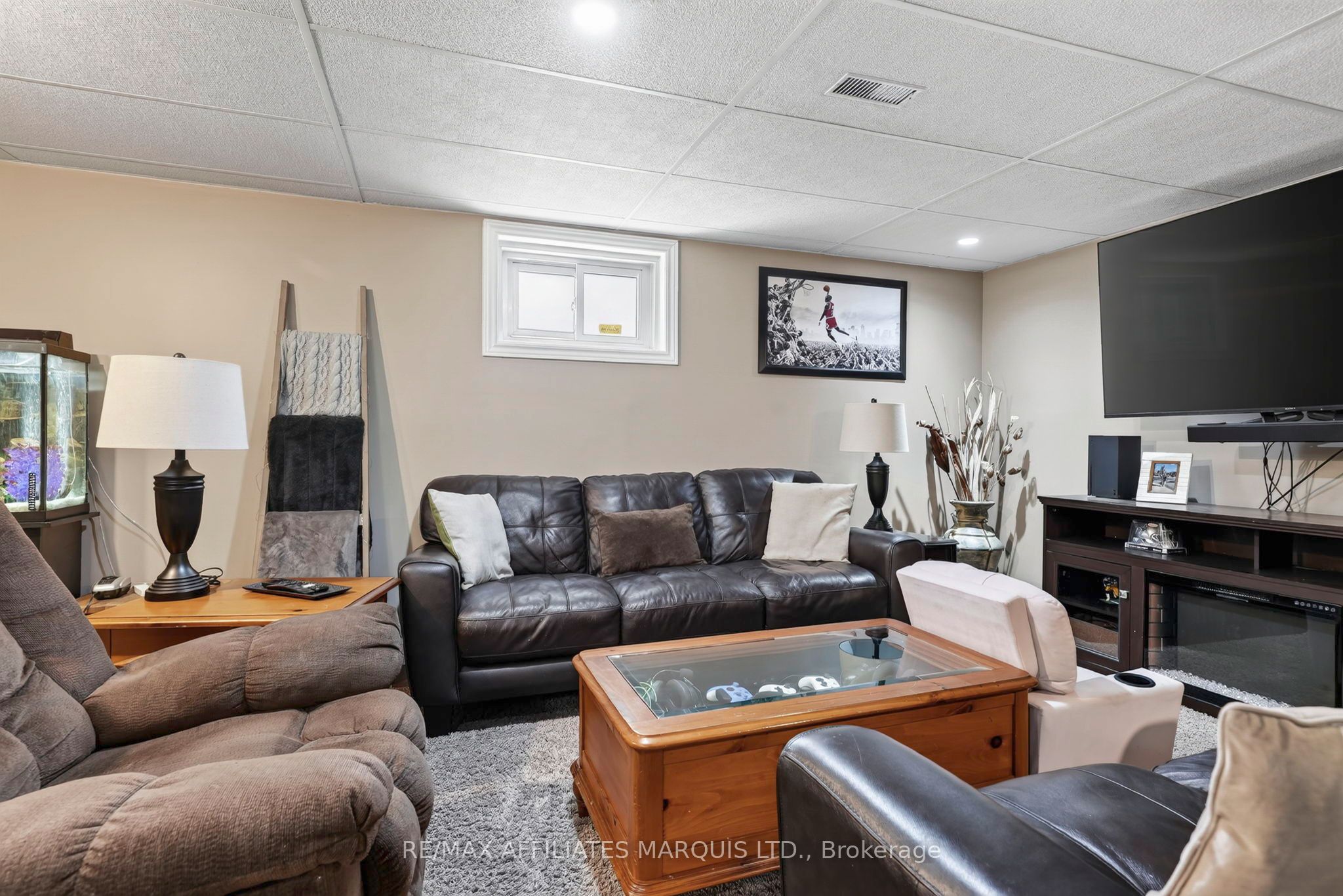 824 Alice Street Property Photo 23