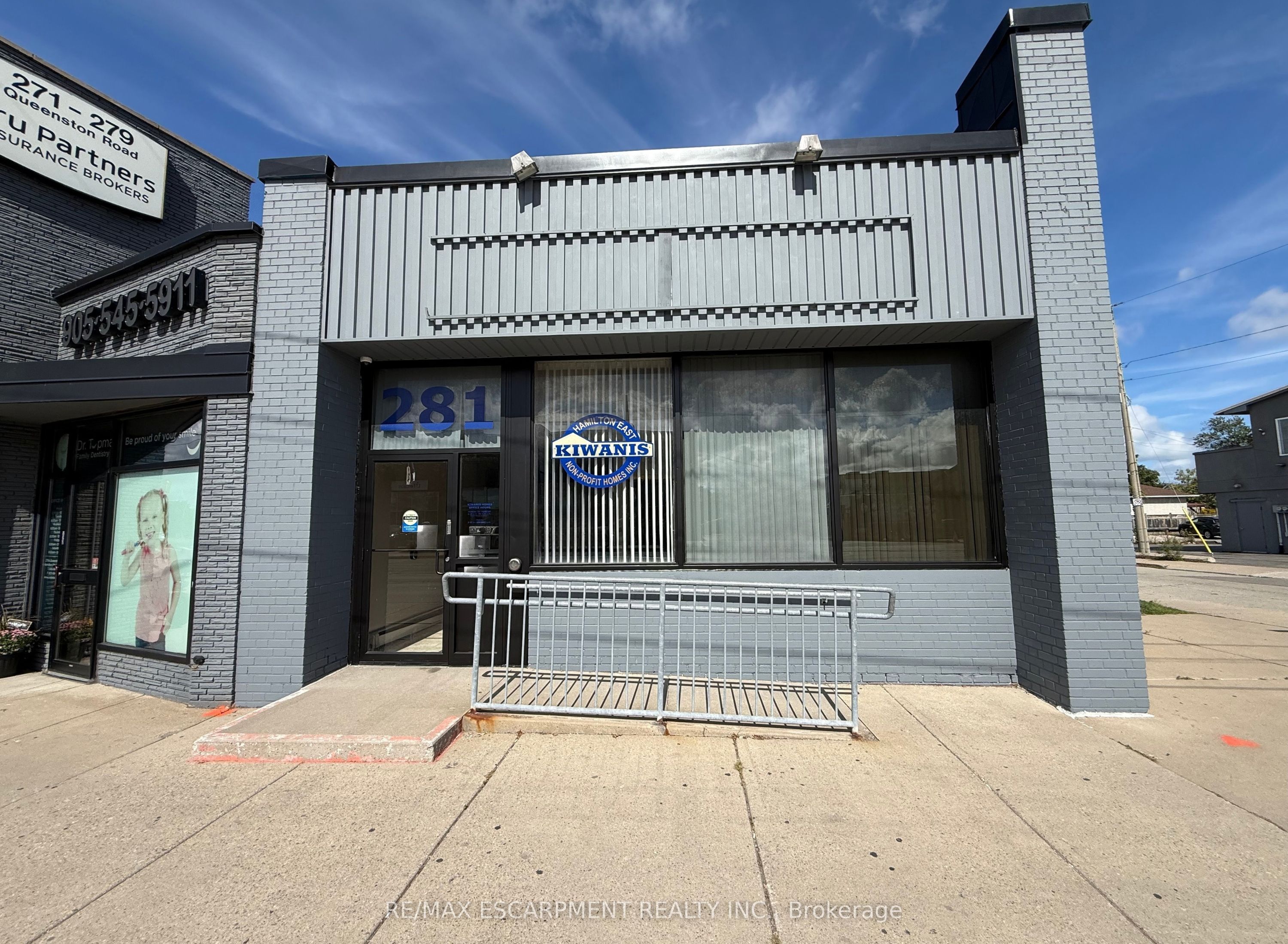 281 Queenston Road Property Photo 1