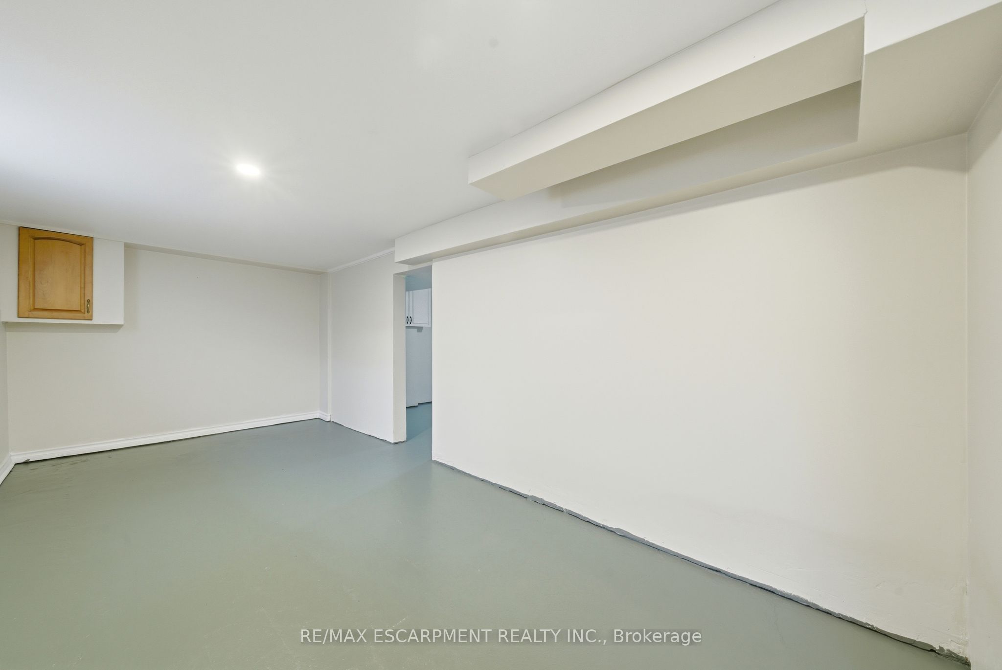 107 Broadway Street Property Photo 24