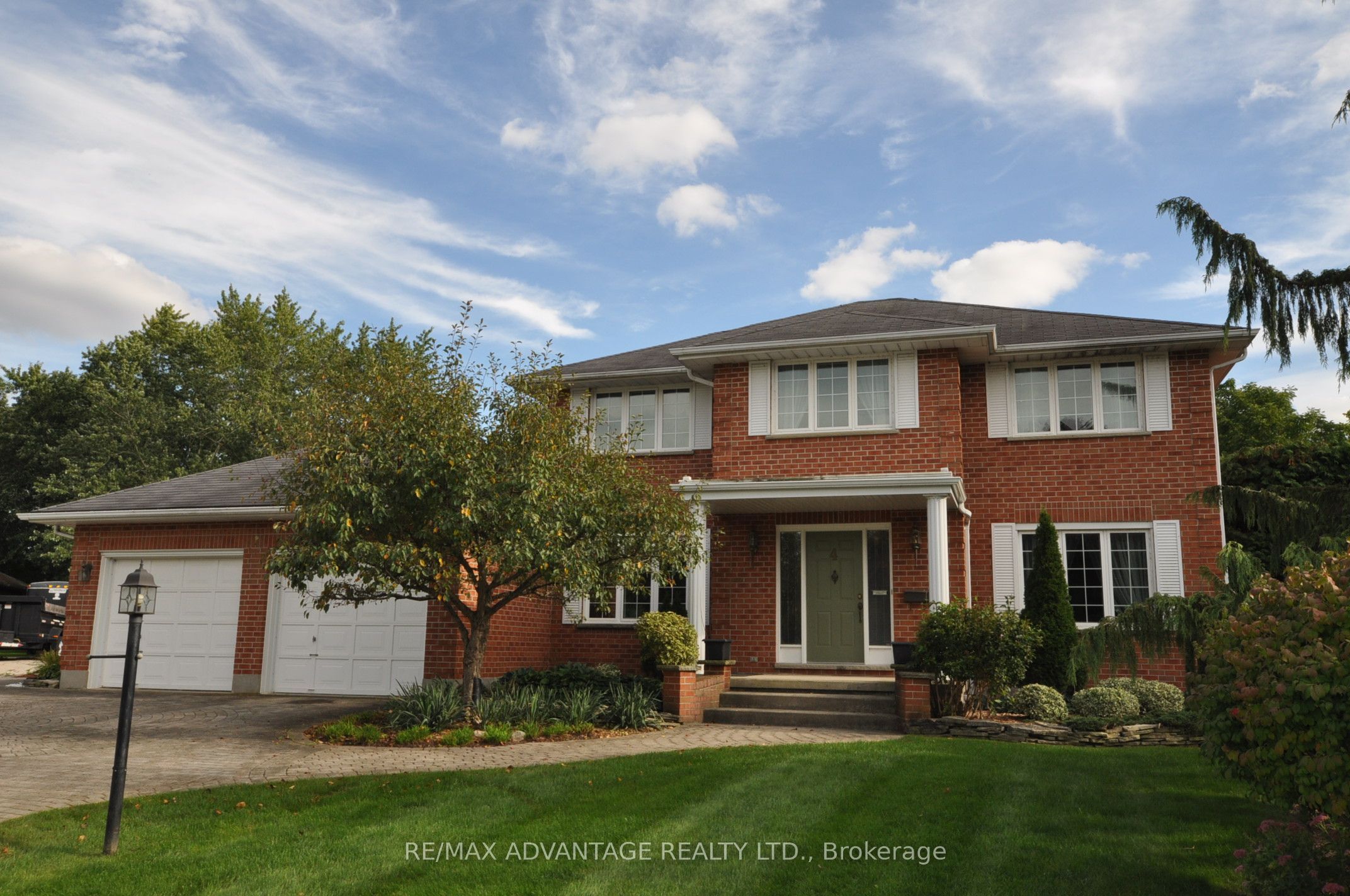 4 Croydon Drive Property Photo 2