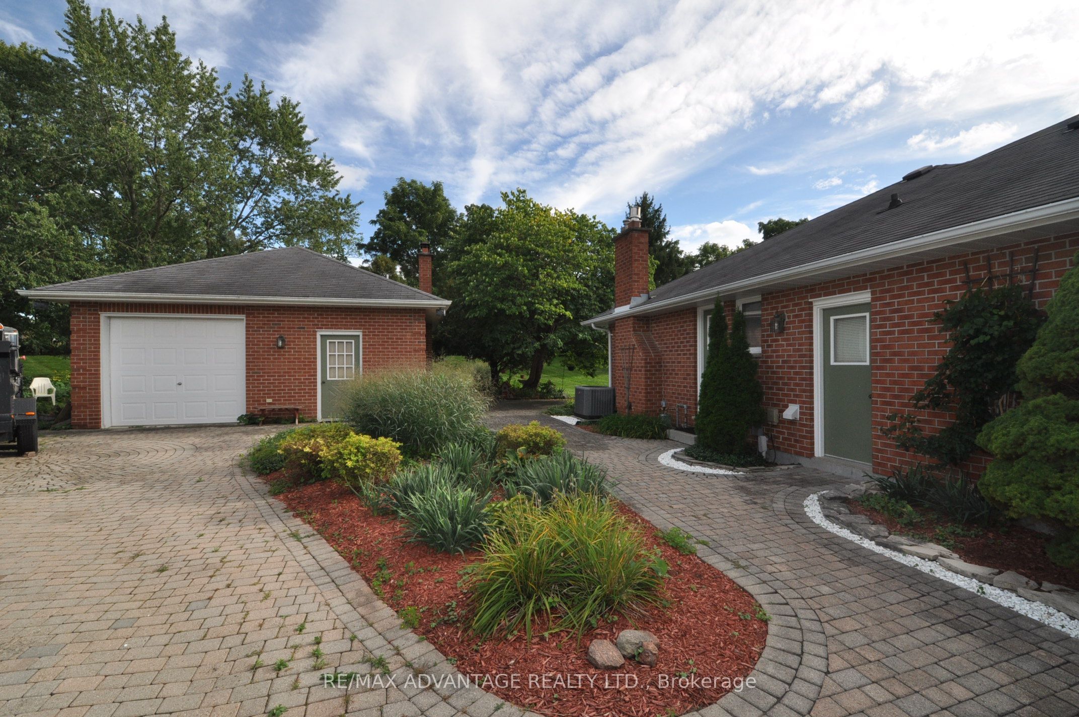 4 Croydon Drive Property Photo 6