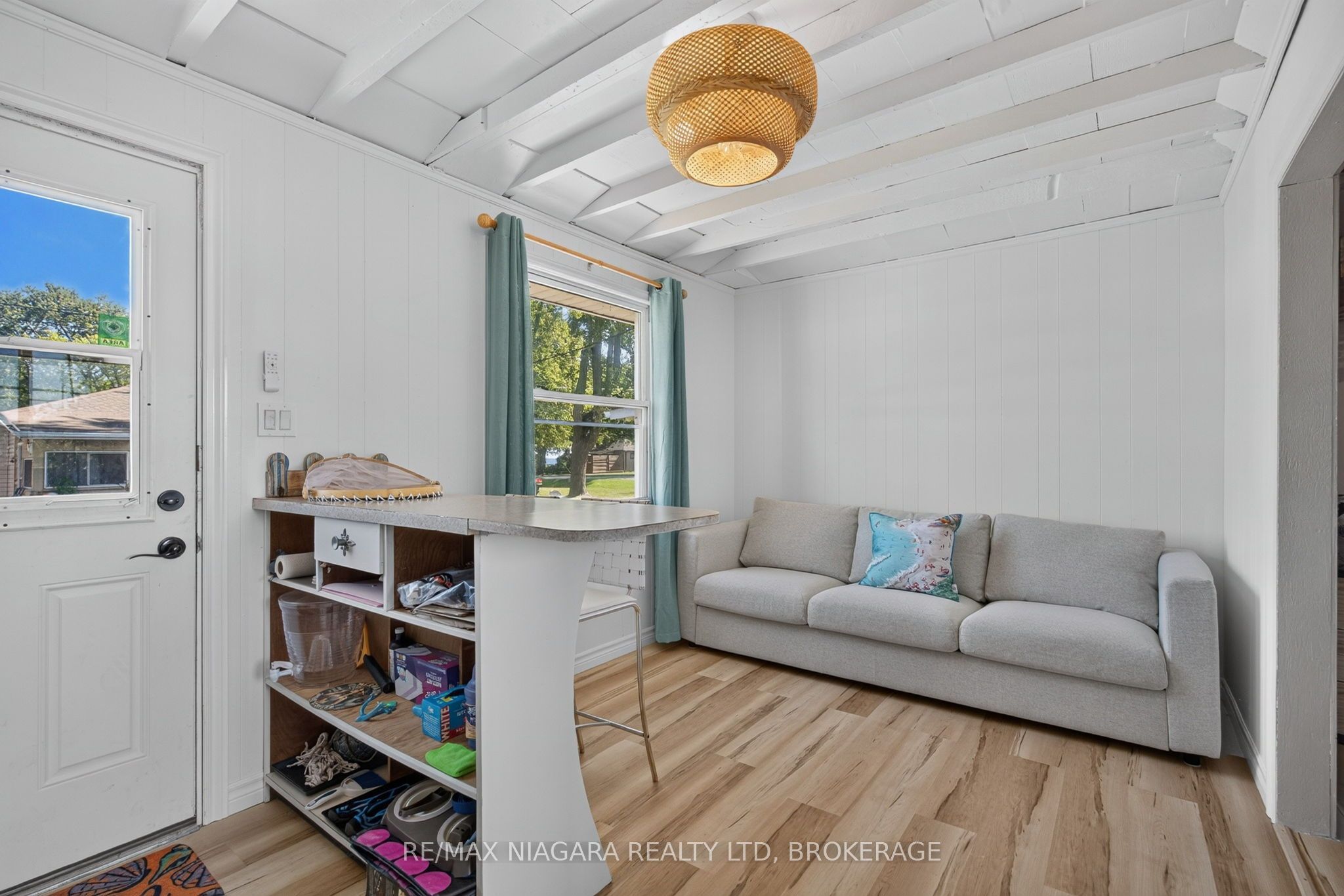11046 Lakeshore Road 47 Property Photo 2