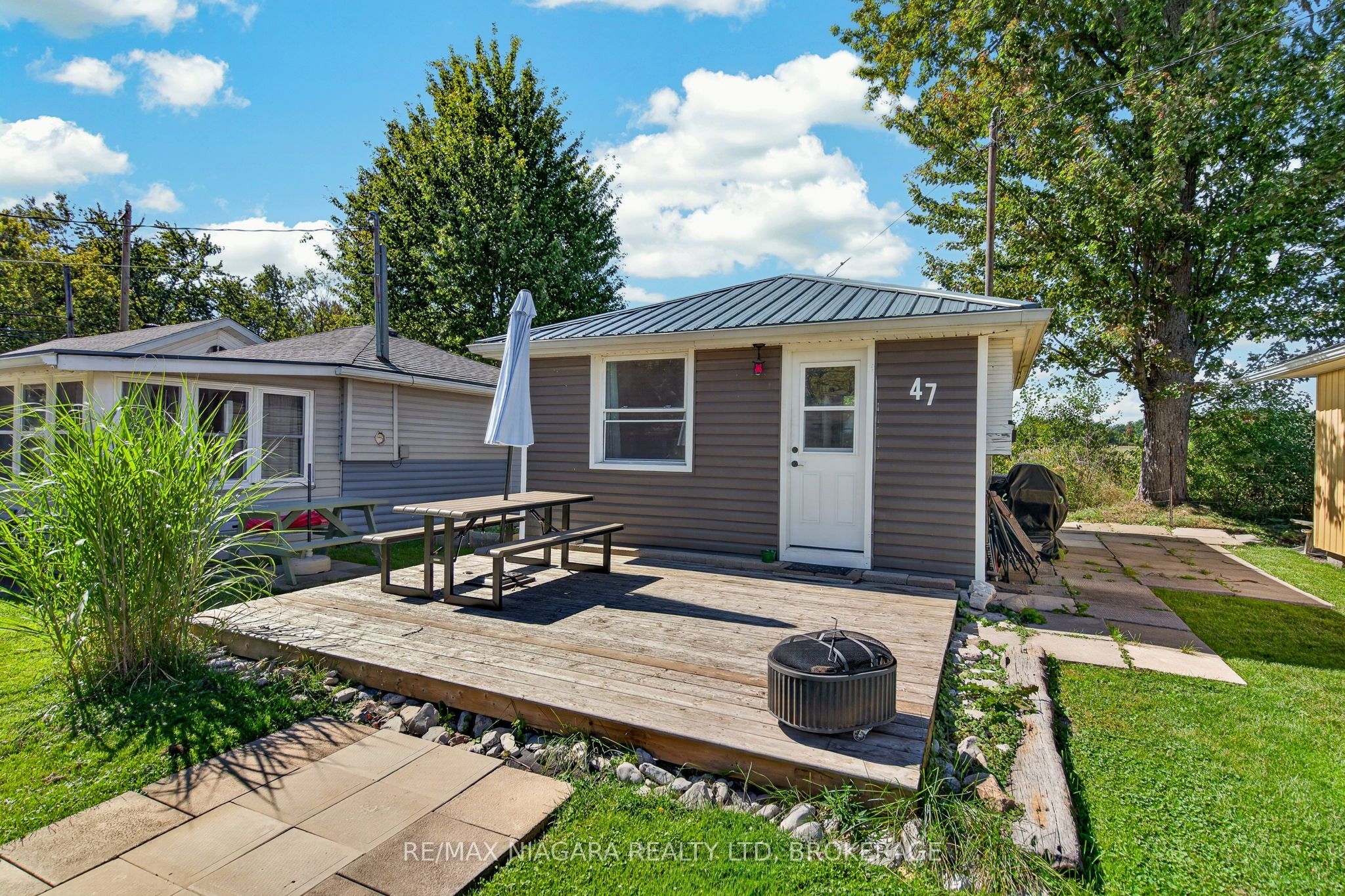 11046 Lakeshore Road 47 Property Photo 23