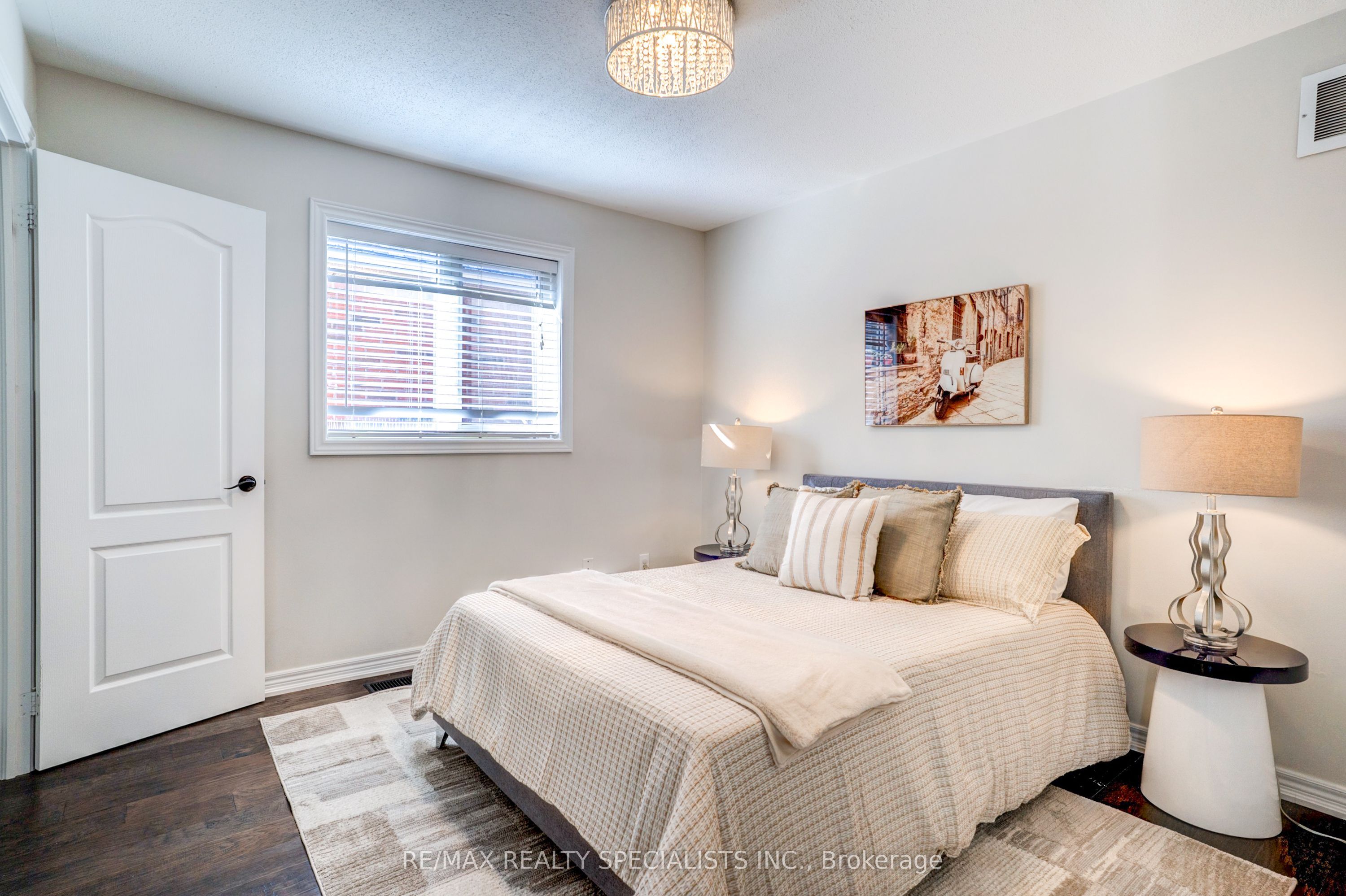 7 Kingspoint Circle Property Photo 27