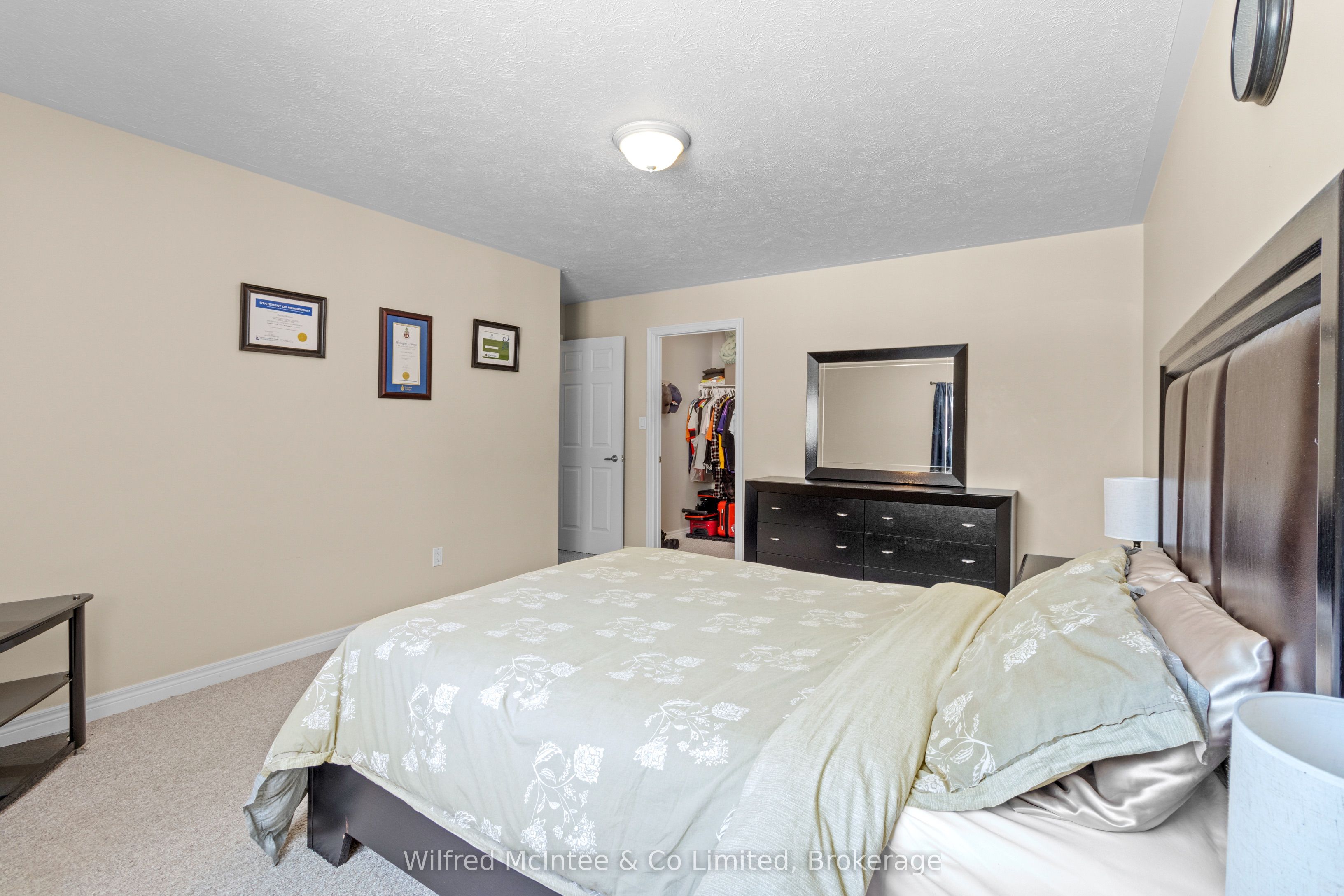 125 William Street N 406 Property Photo 6