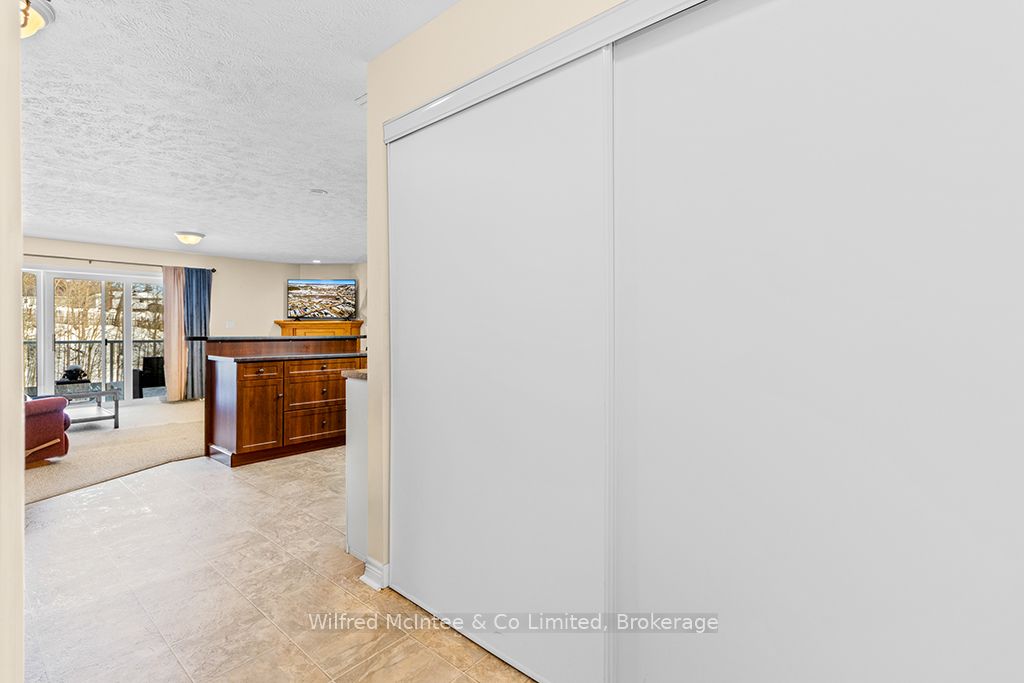 125 William Street N 406 Property Photo 16