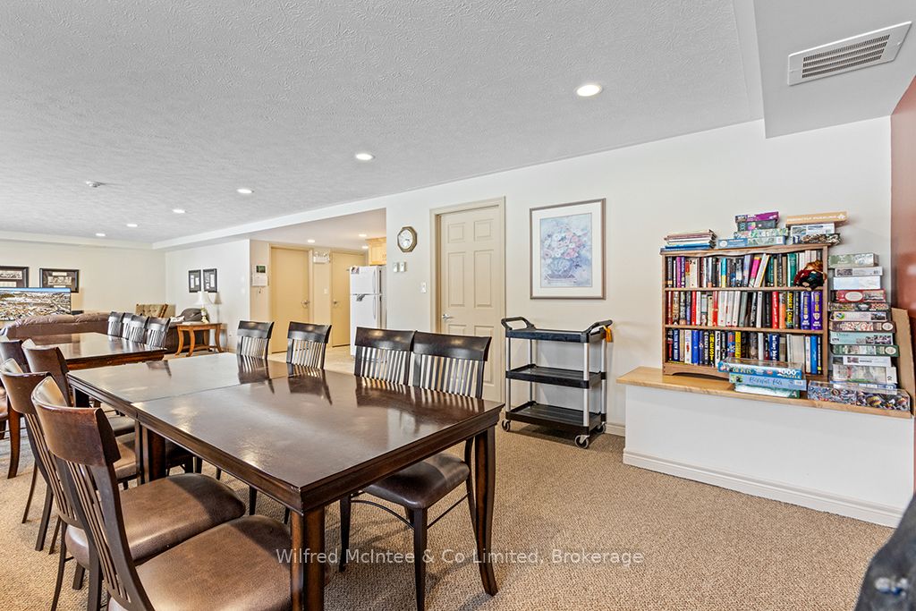 125 William Street N 406 Property Photo 31