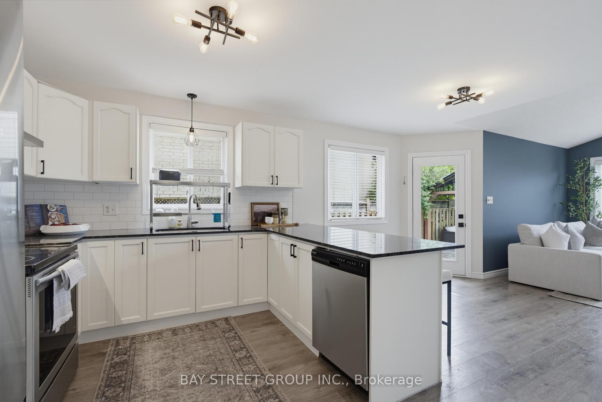 213 Hawthorne Road Property Photo 12