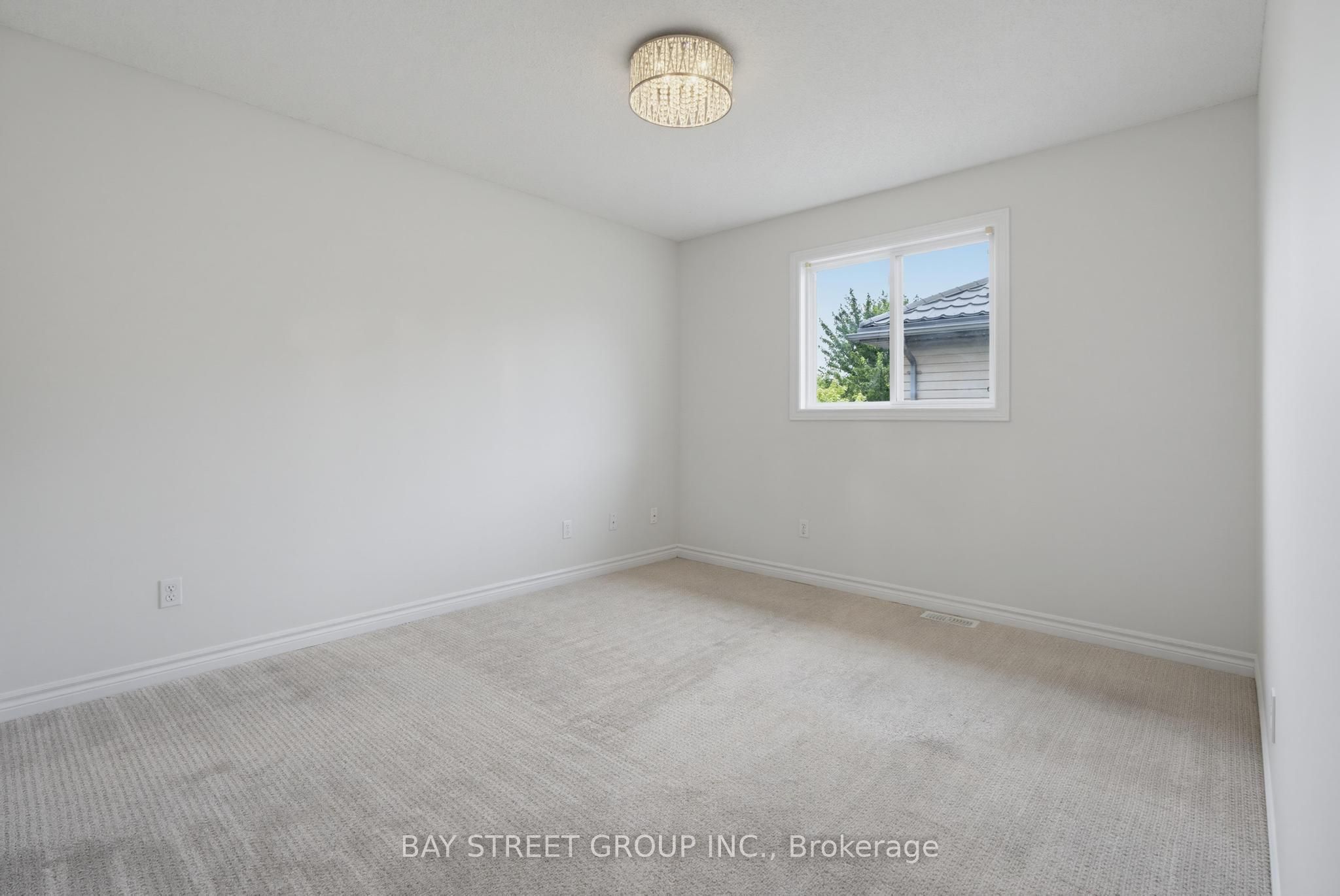 213 Hawthorne Road Property Photo 26