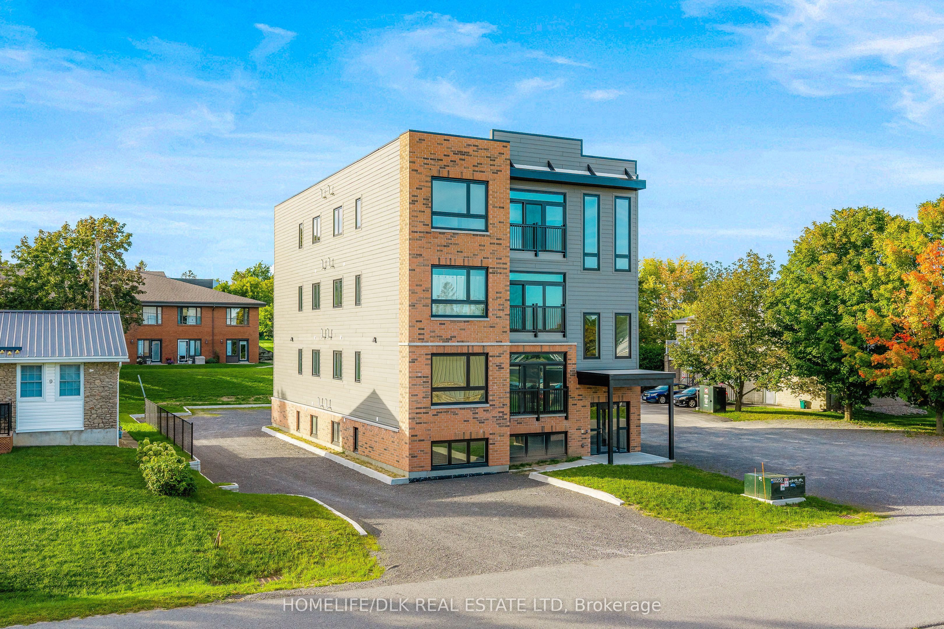 5 Queen Street Property Photo 2