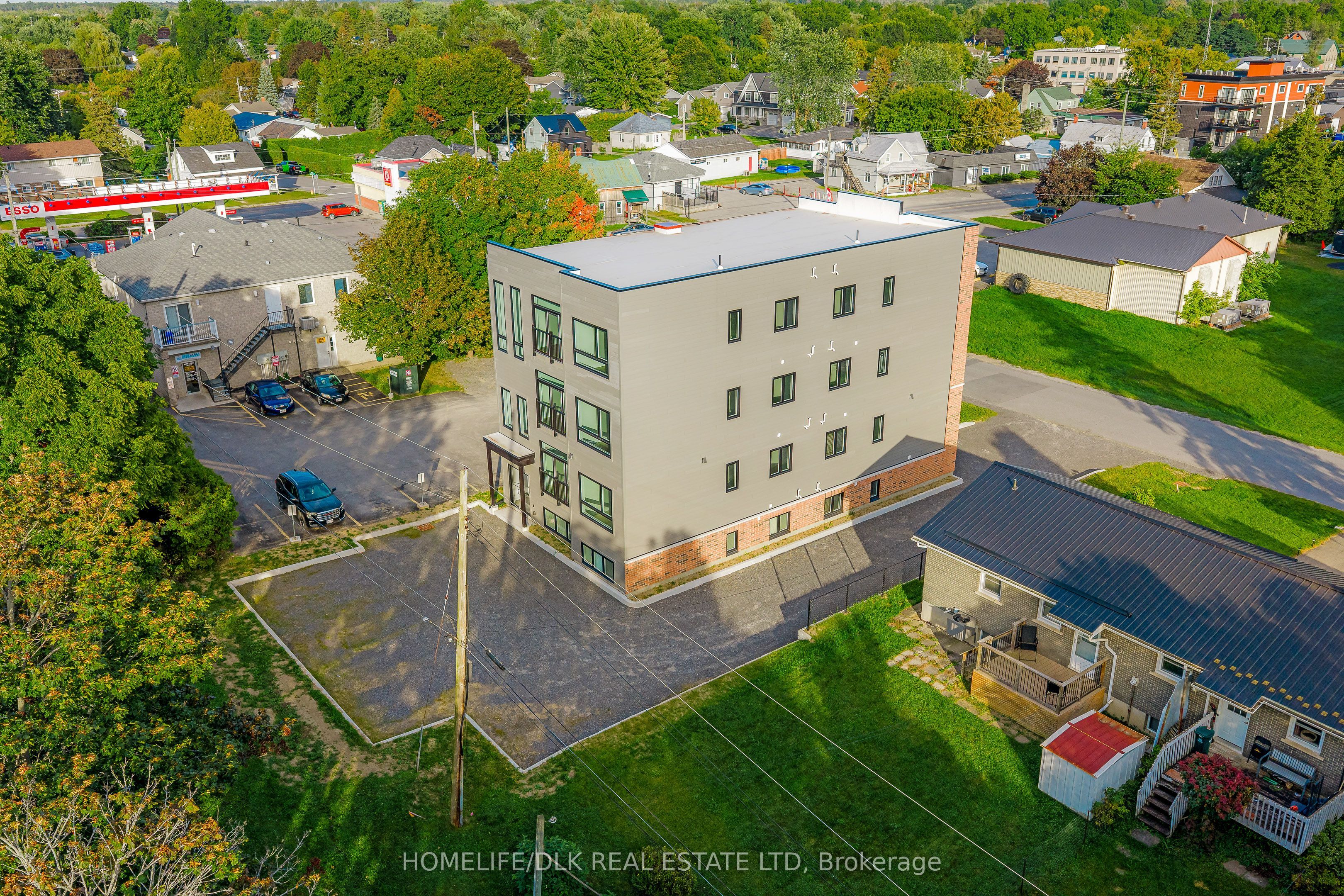 5 Queen Street Property Photo 3