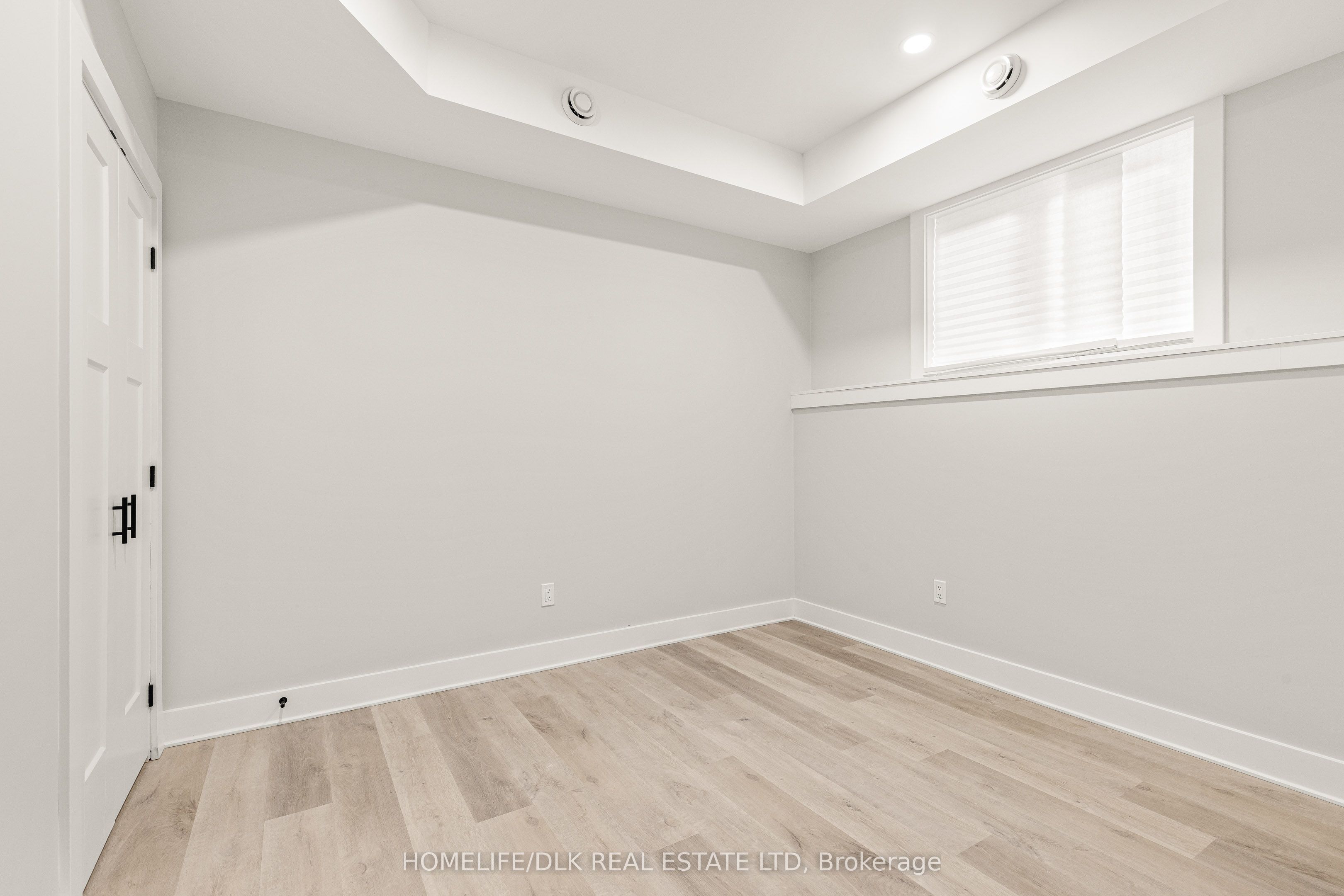 5 Queen Street Property Photo 14