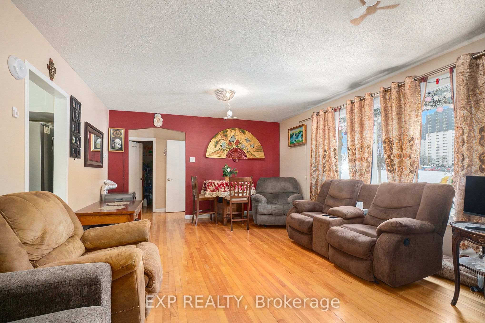 2024 Othello Avenue Property Photo 7