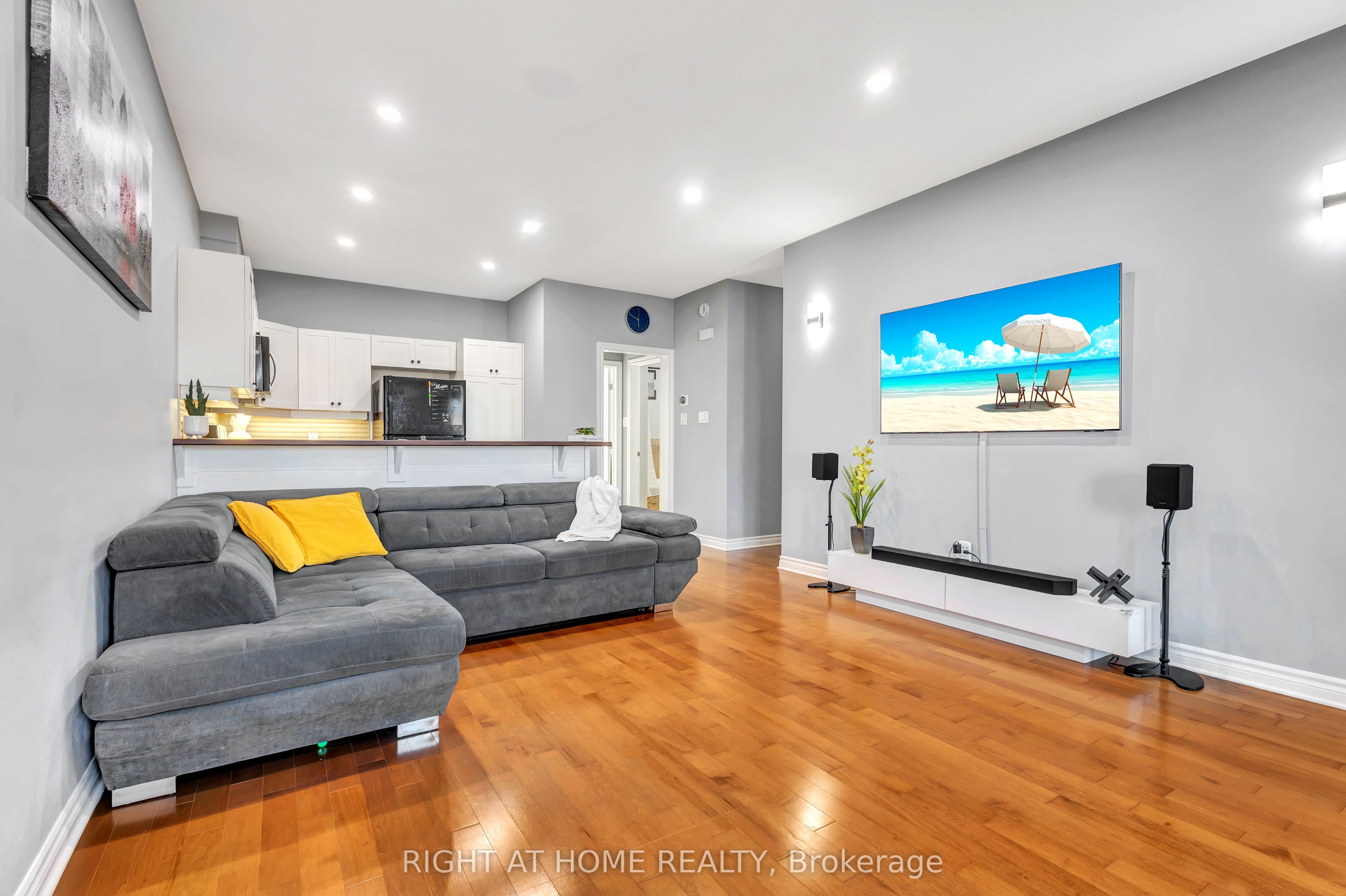 314 Royal Fern Way Property Photo 3