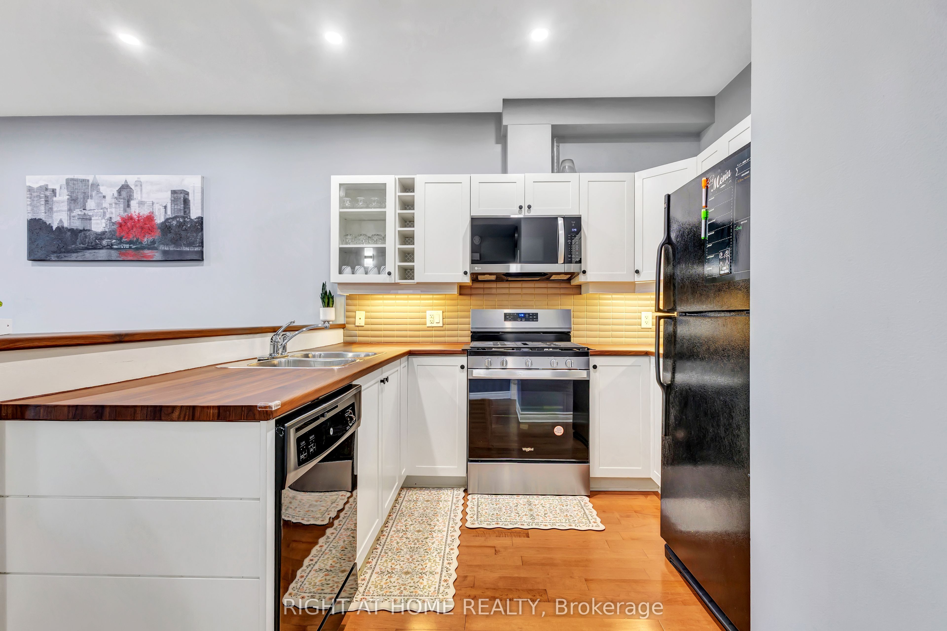 314 Royal Fern Way Property Photo 6