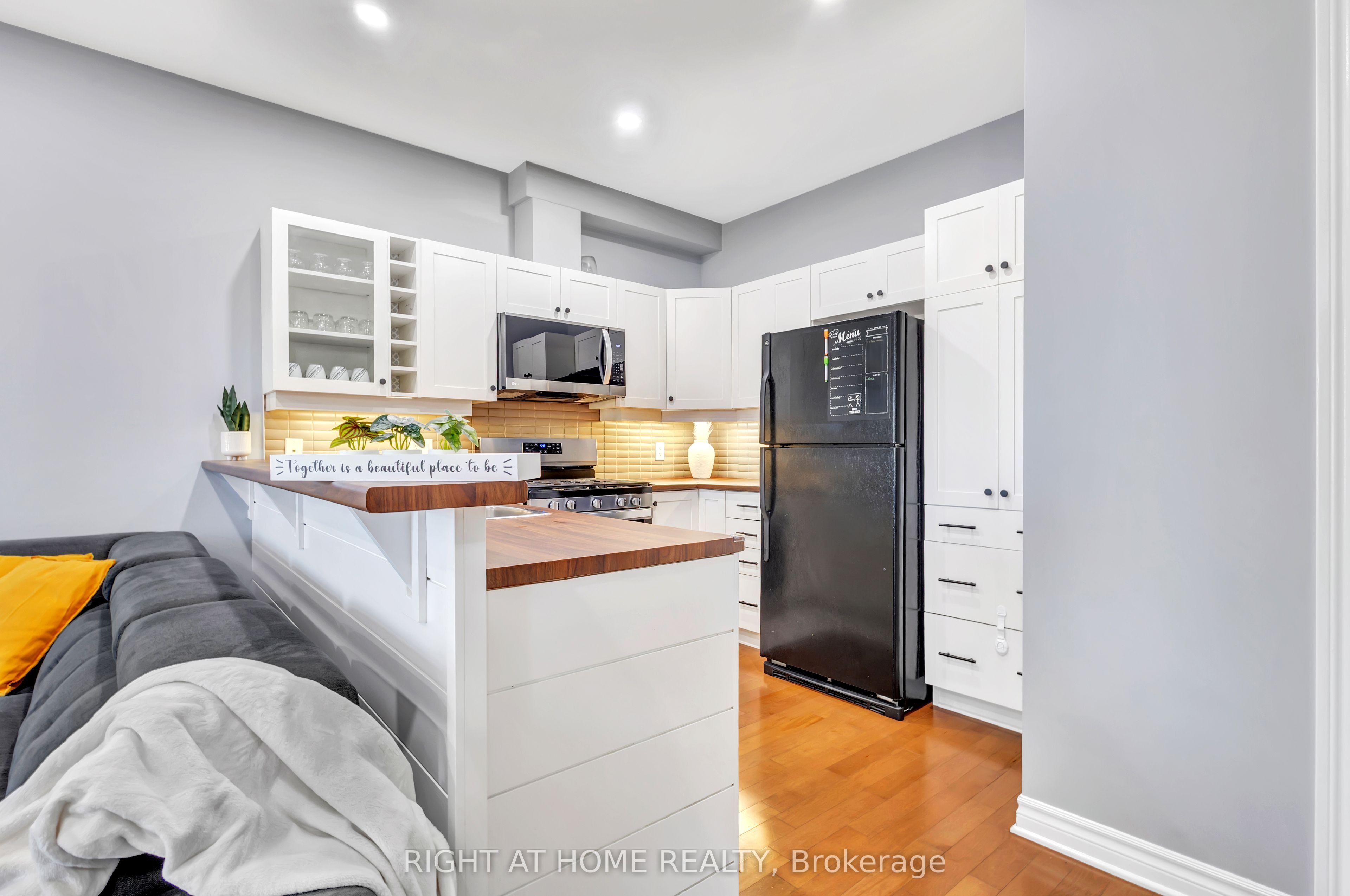 314 Royal Fern Way Property Photo 7