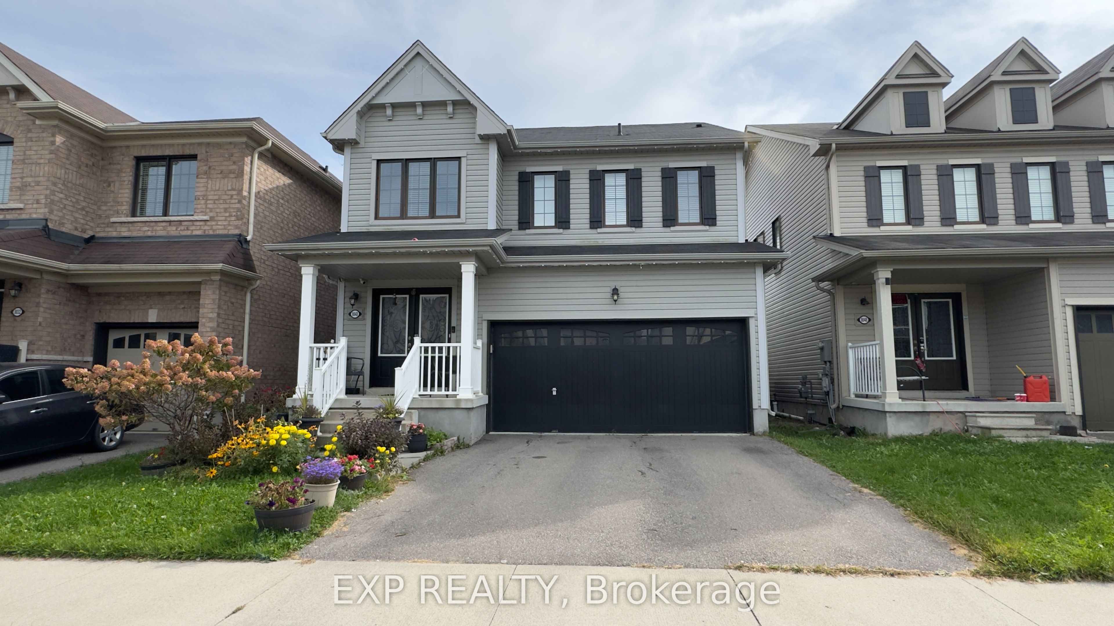 8040 Blue Ash Lane Property Photo 3