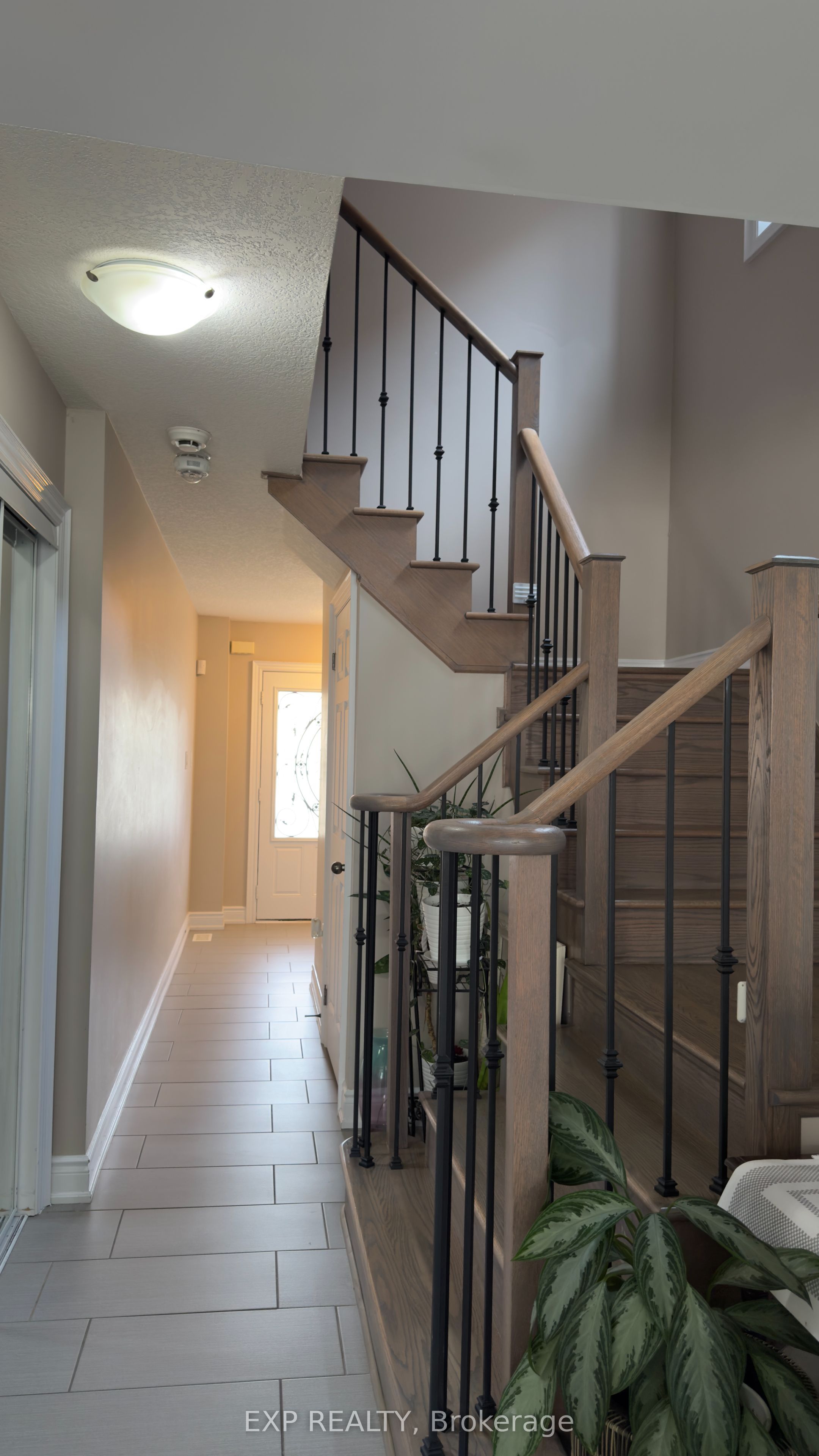 8040 Blue Ash Lane Property Photo 9