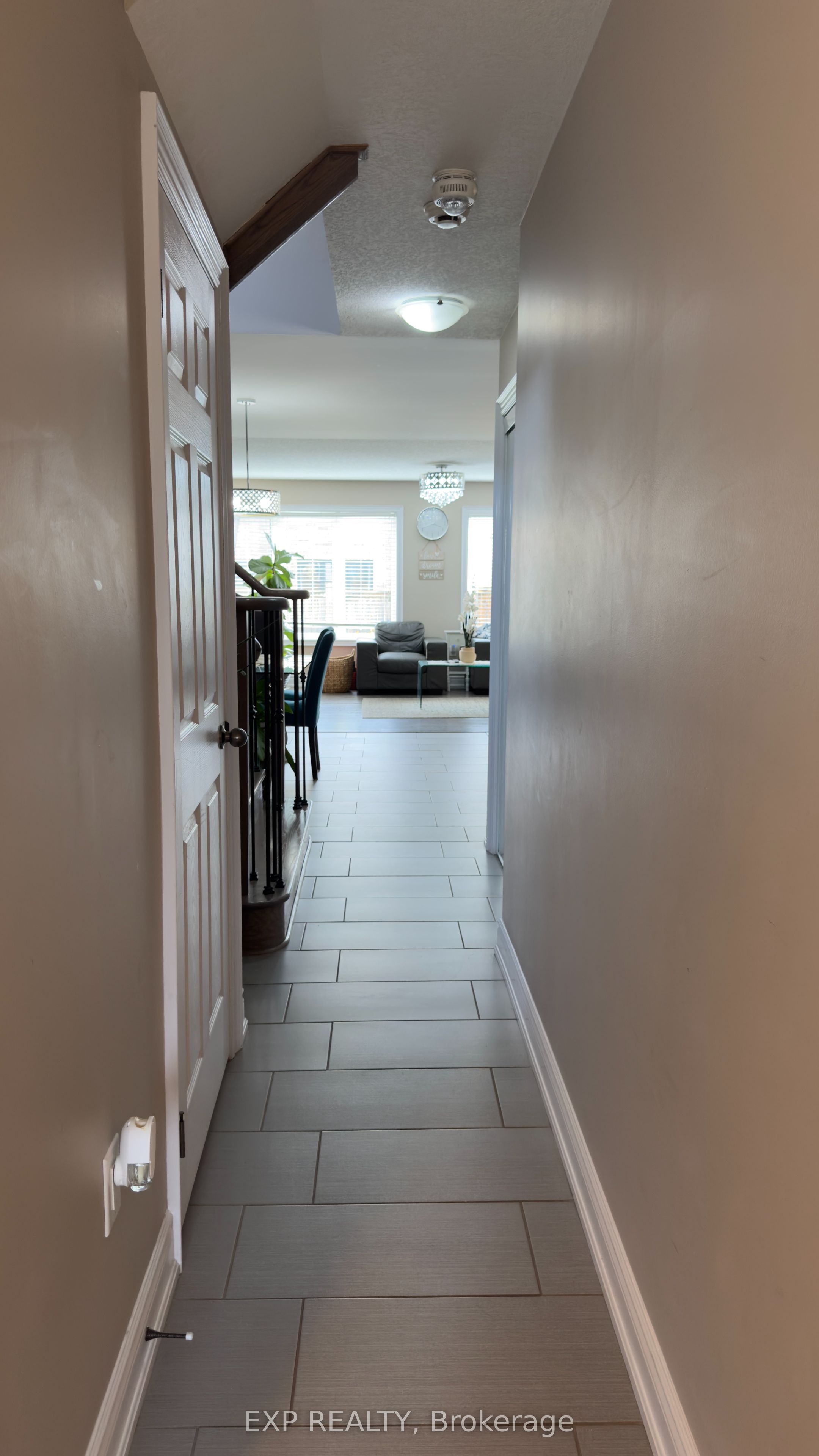 8040 Blue Ash Lane Property Photo 10