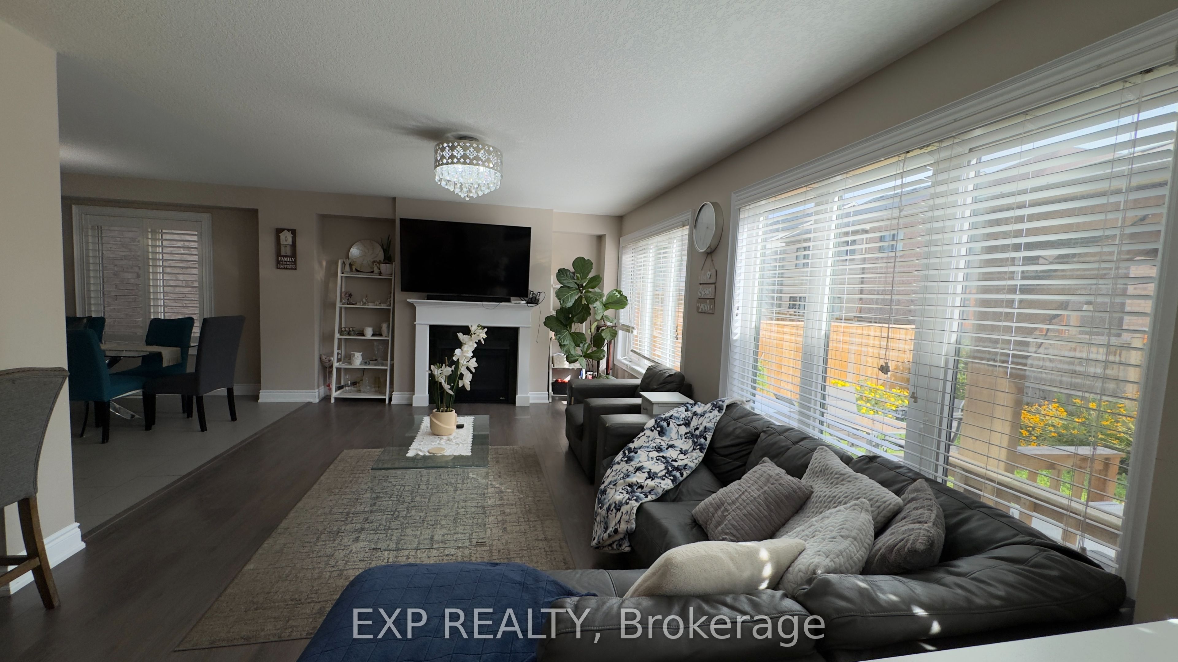8040 Blue Ash Lane Property Photo 13