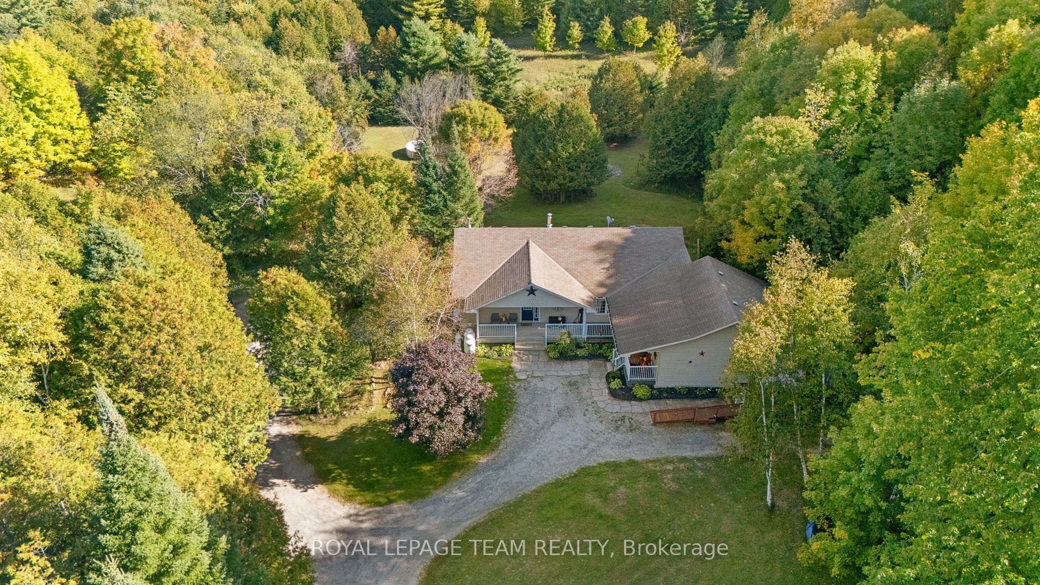 5195 Mcdonald's Corners Road Property Photo 1