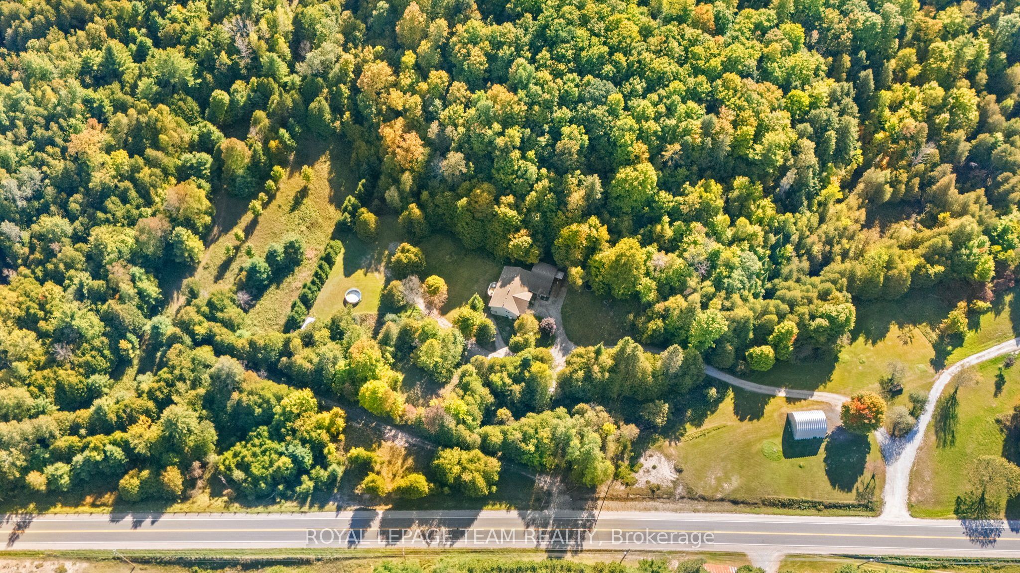 5195 Mcdonald's Corners Road Property Photo 3