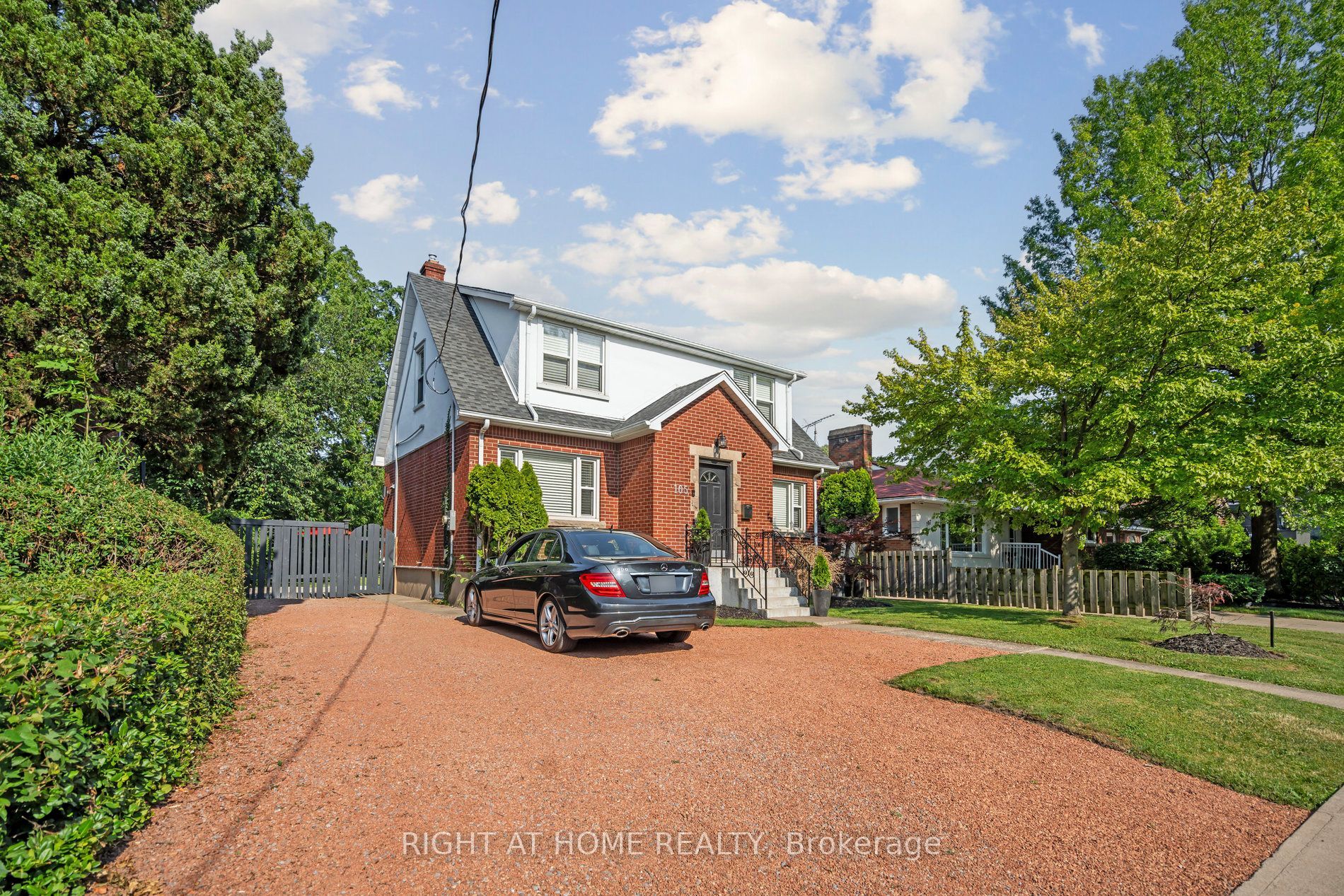 105 Glenridge Avenue Lower Property Photo 2