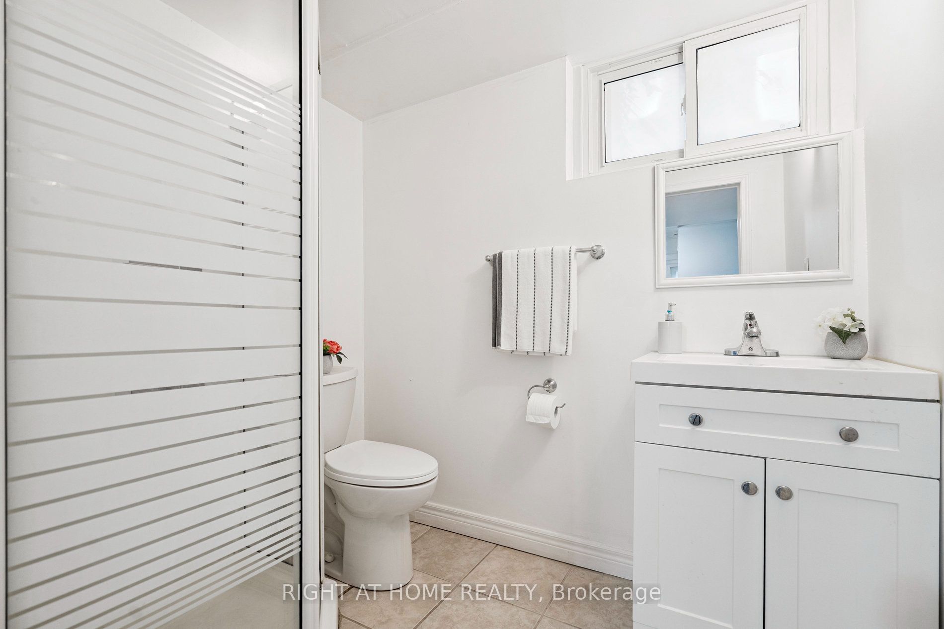 105 Glenridge Avenue Lower Property Photo 7