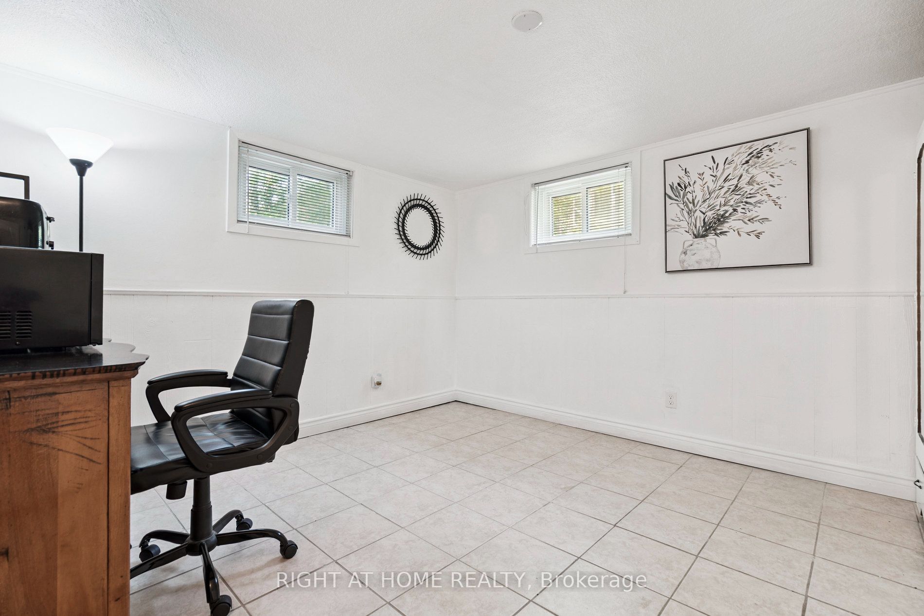 105 Glenridge Avenue Lower Property Photo 11