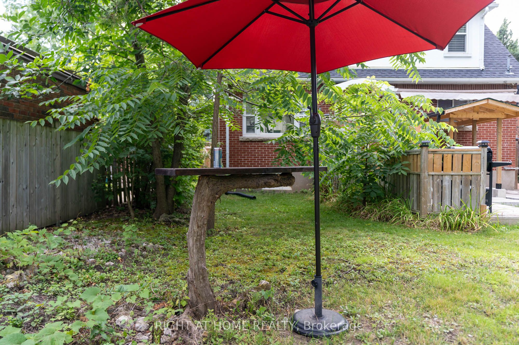 105 Glenridge Avenue Lower Property Photo 13