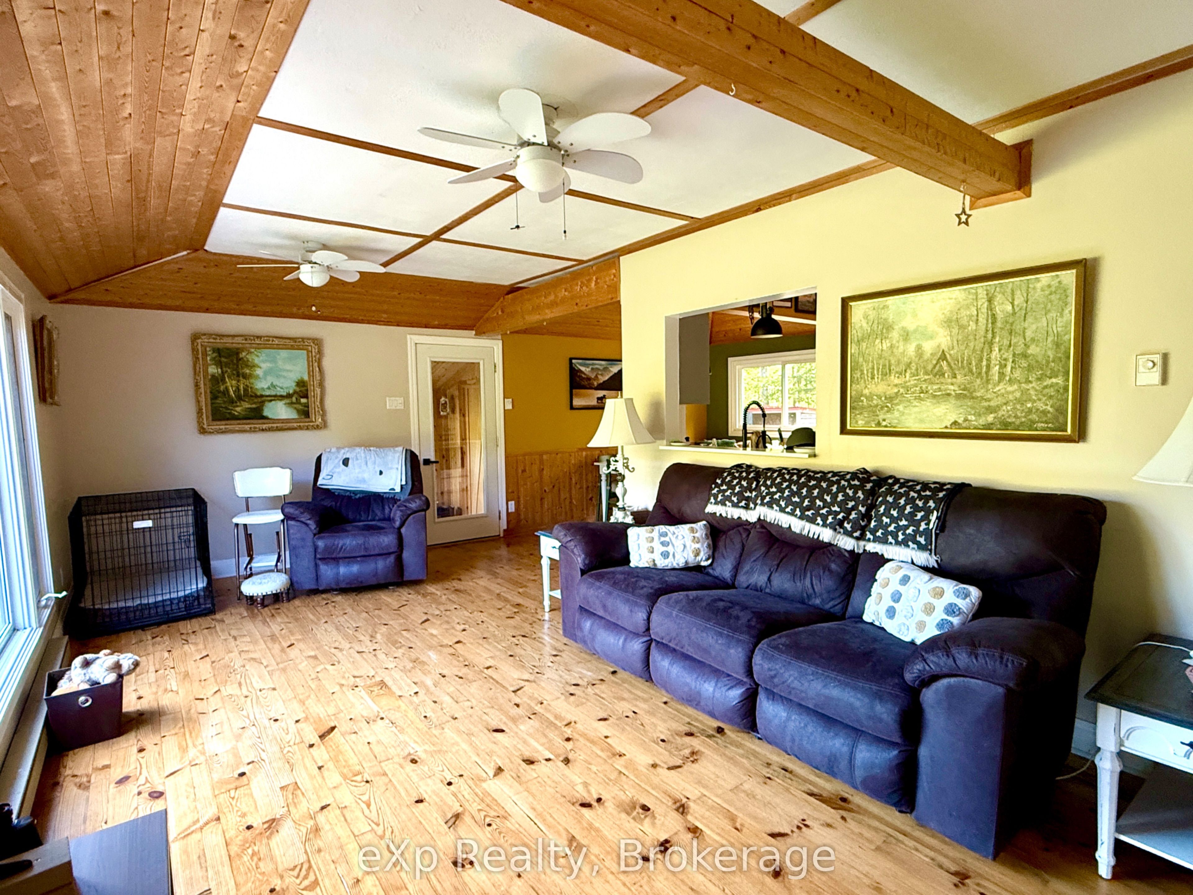 426 Huron Road Property Photo 9