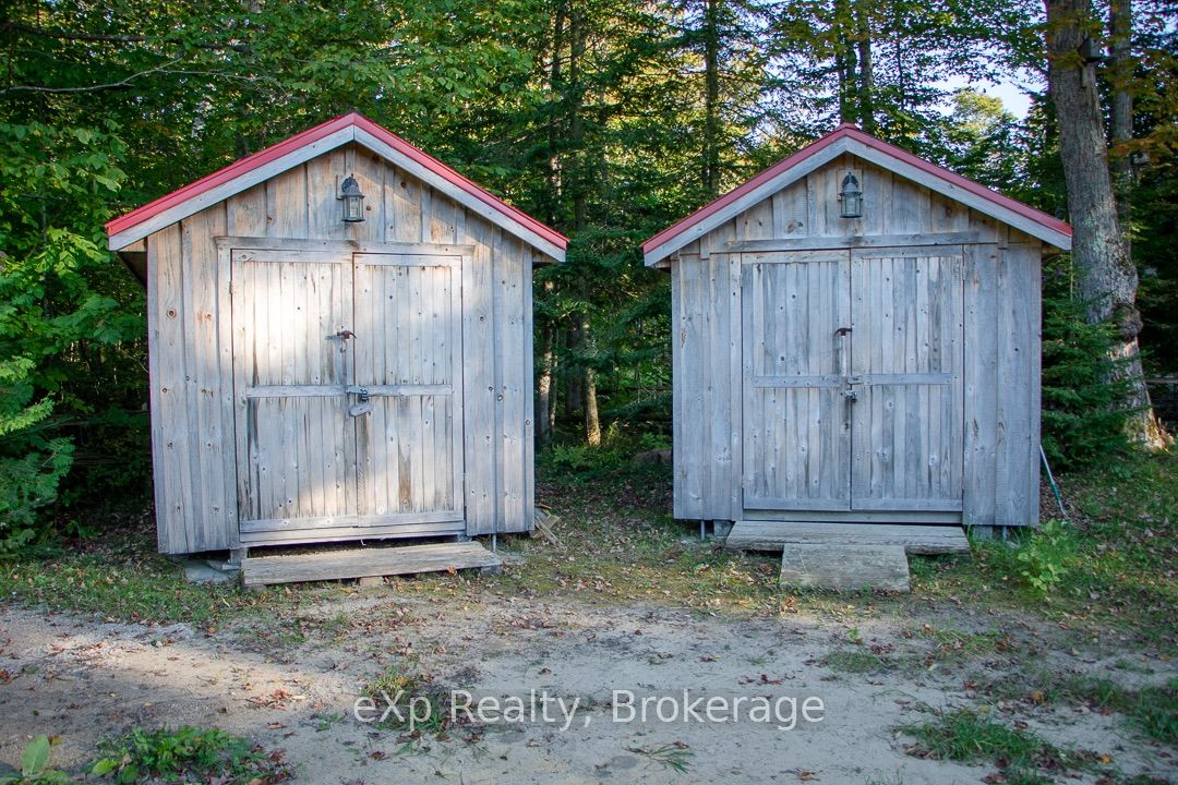 426 Huron Road Property Photo 30