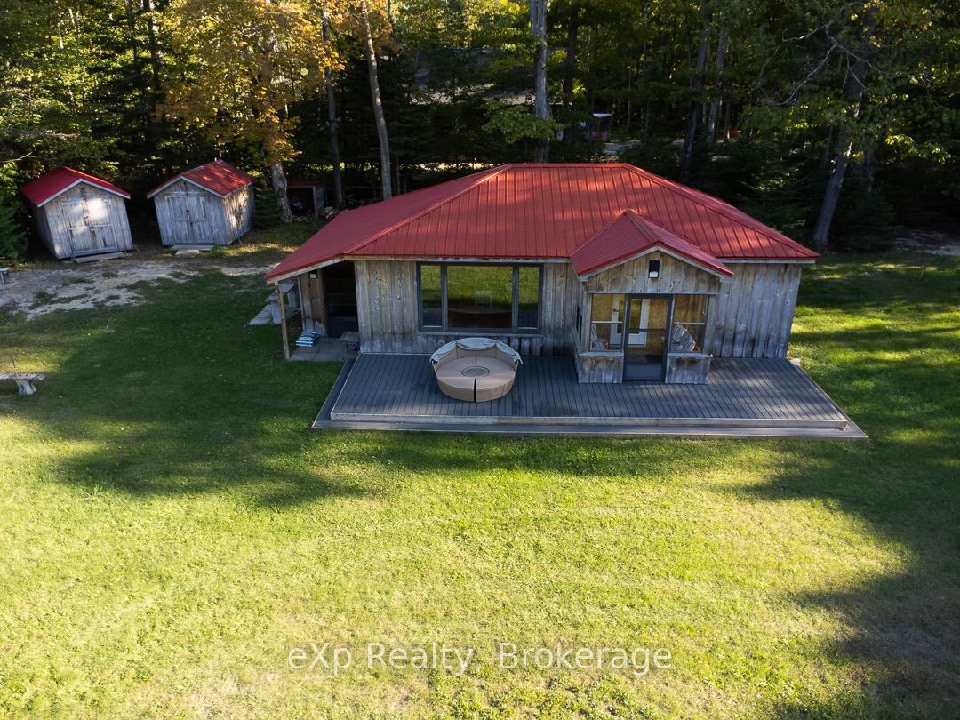 426 Huron Road Property Photo 31