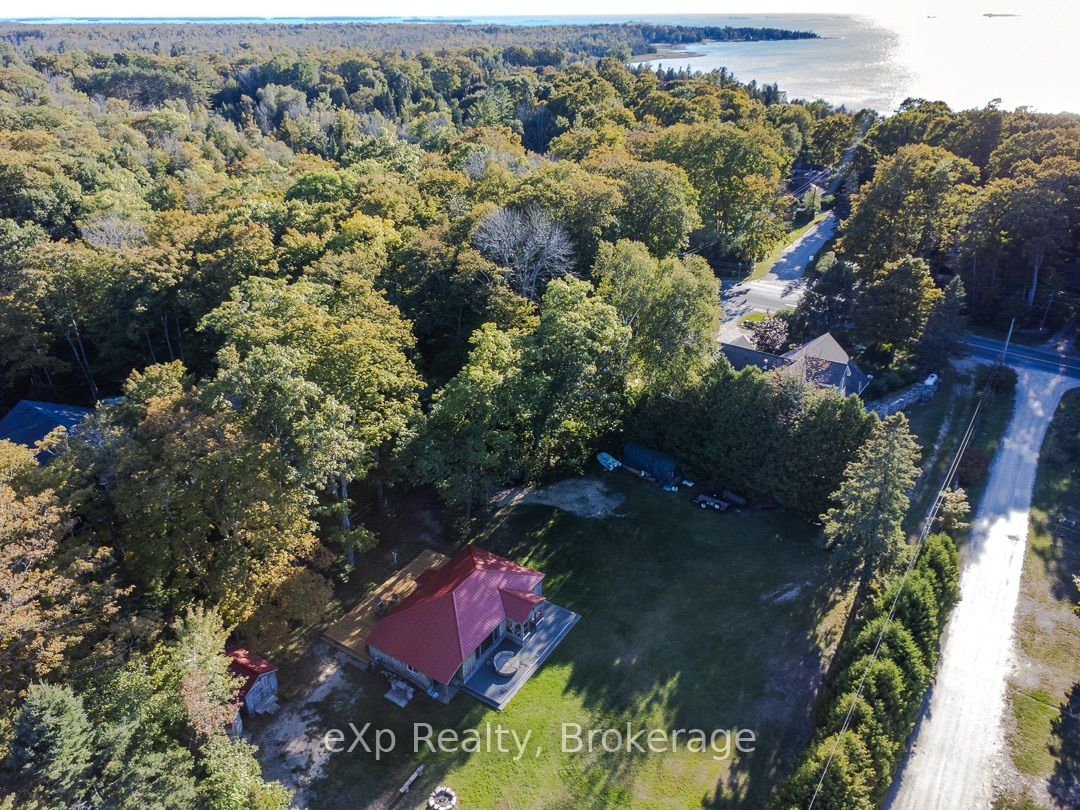 426 Huron Road Property Photo 33