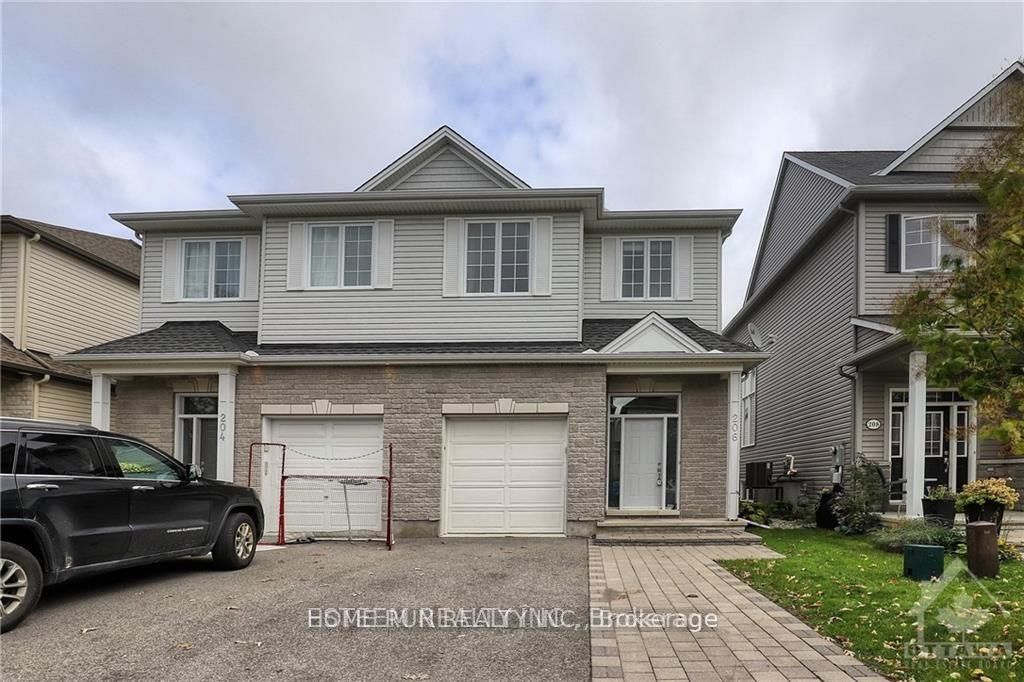 206 BROXBURN Crescent Property Photo 1