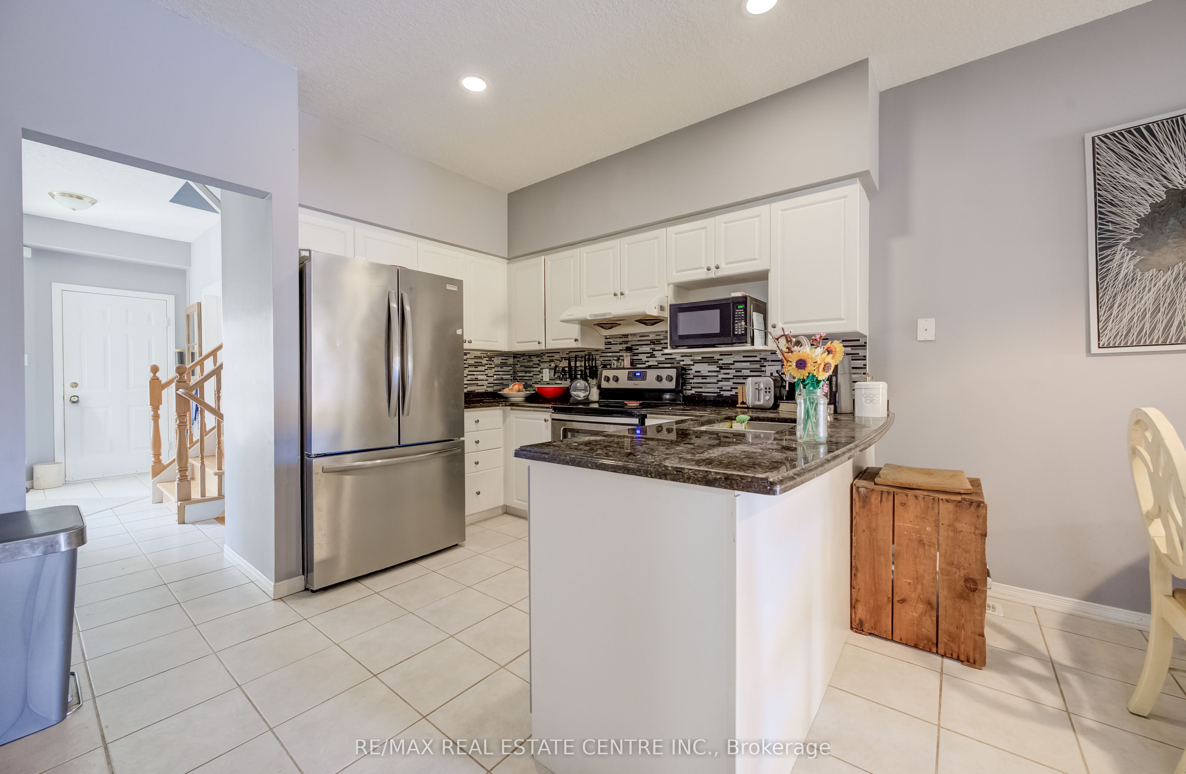 295 Gatehouse Drive Property Photo 10