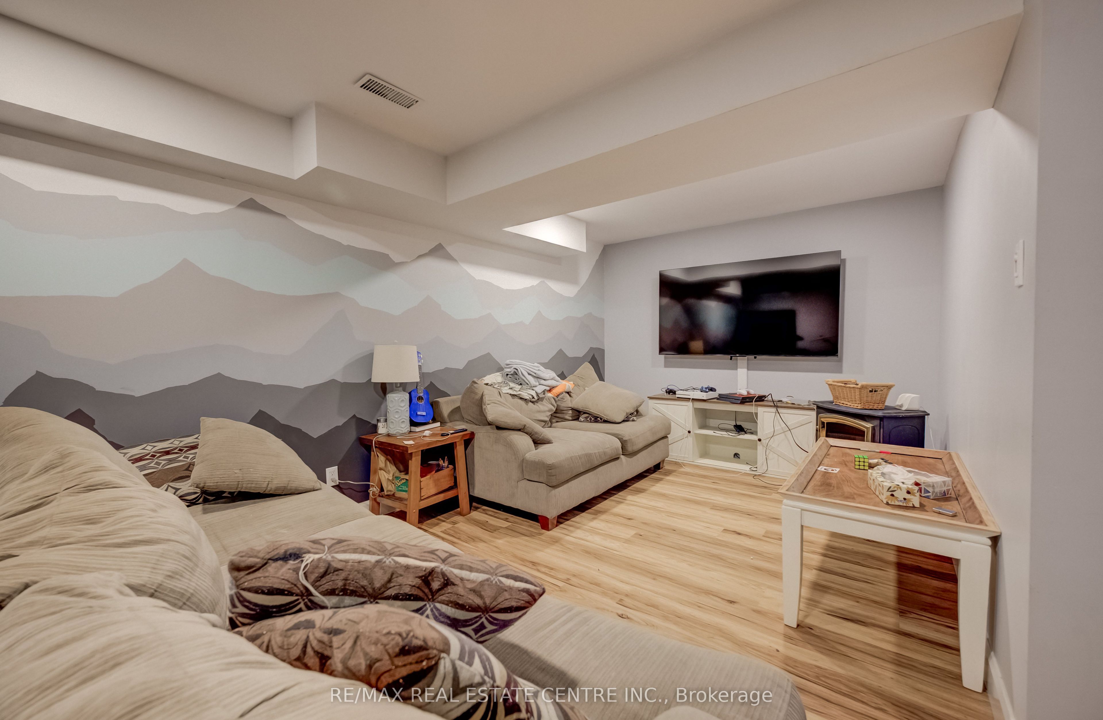 295 Gatehouse Drive Property Photo 27