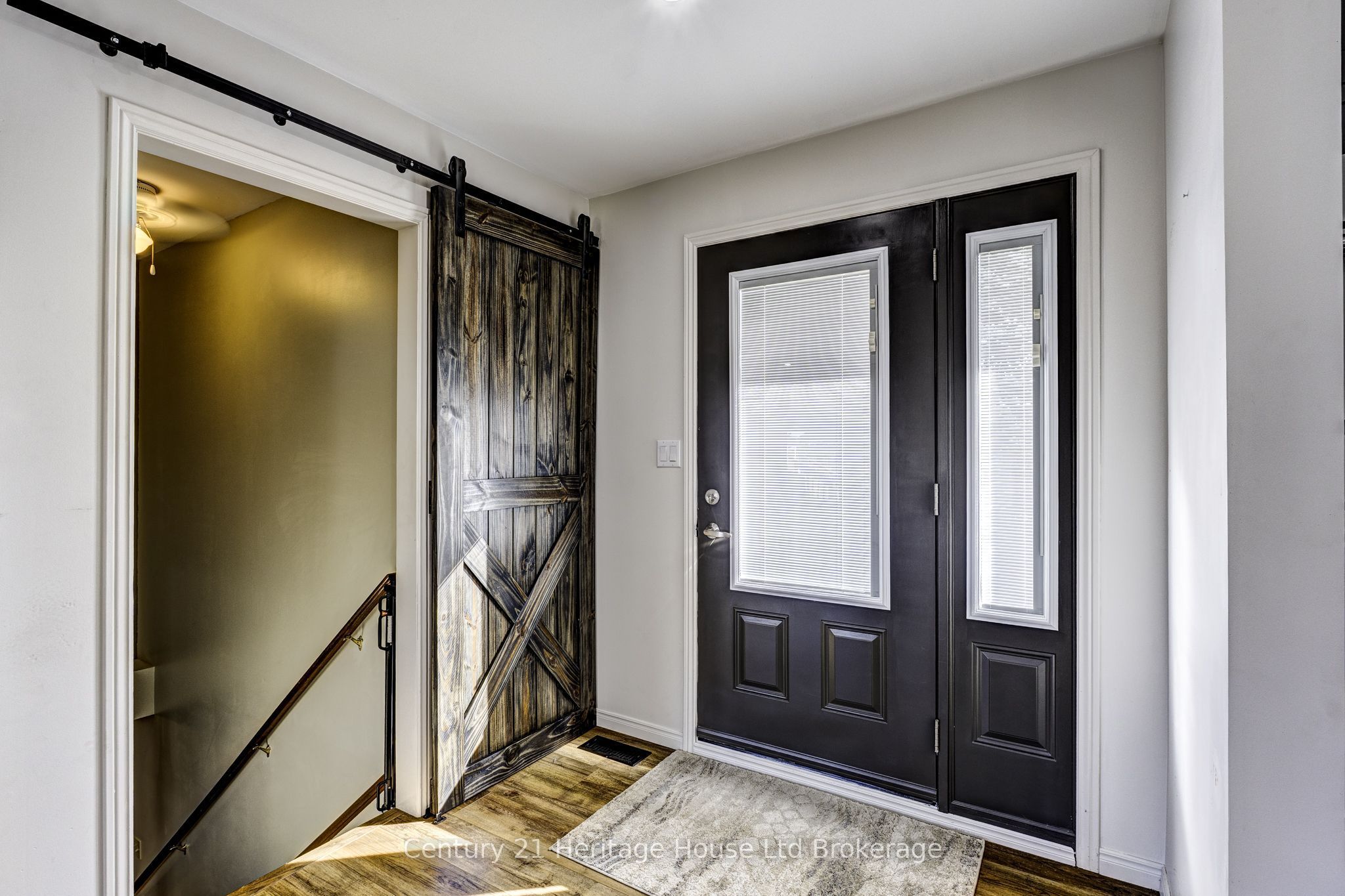 28 Peggy Avenue Property Photo 5