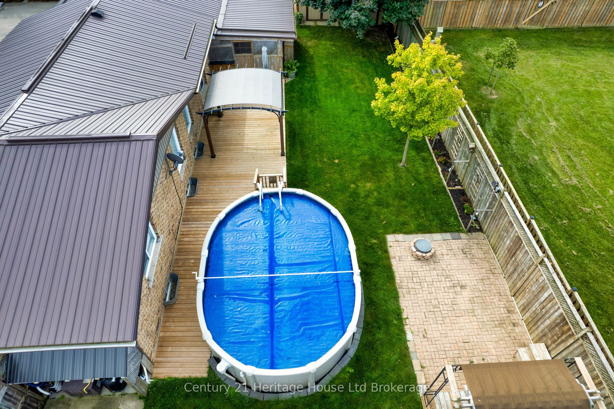 28 Peggy Avenue Property Photo 33