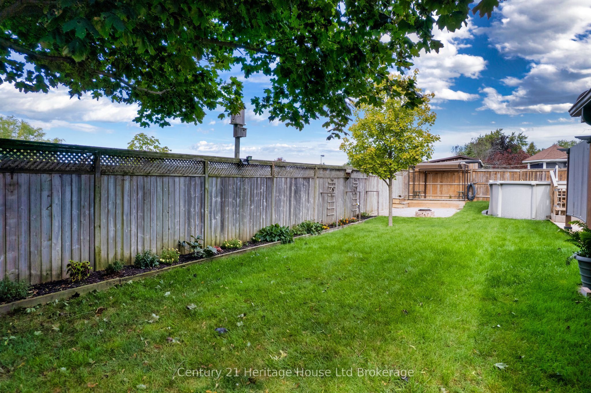28 Peggy Avenue Property Photo 35