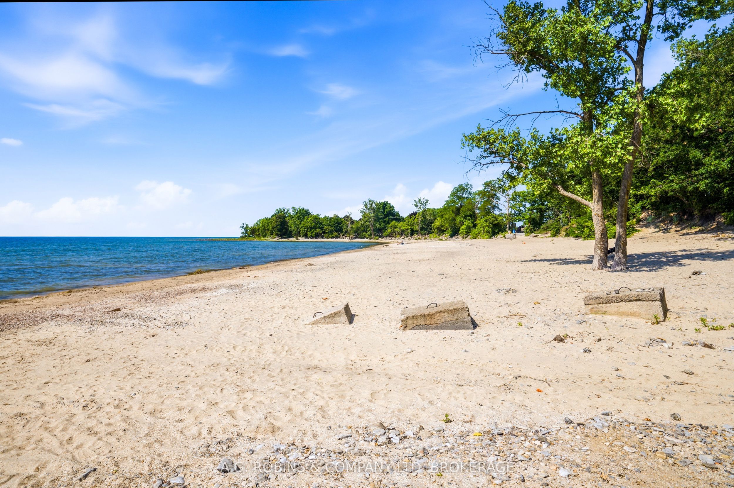 10599 Lakeshore Road Property Photo 11