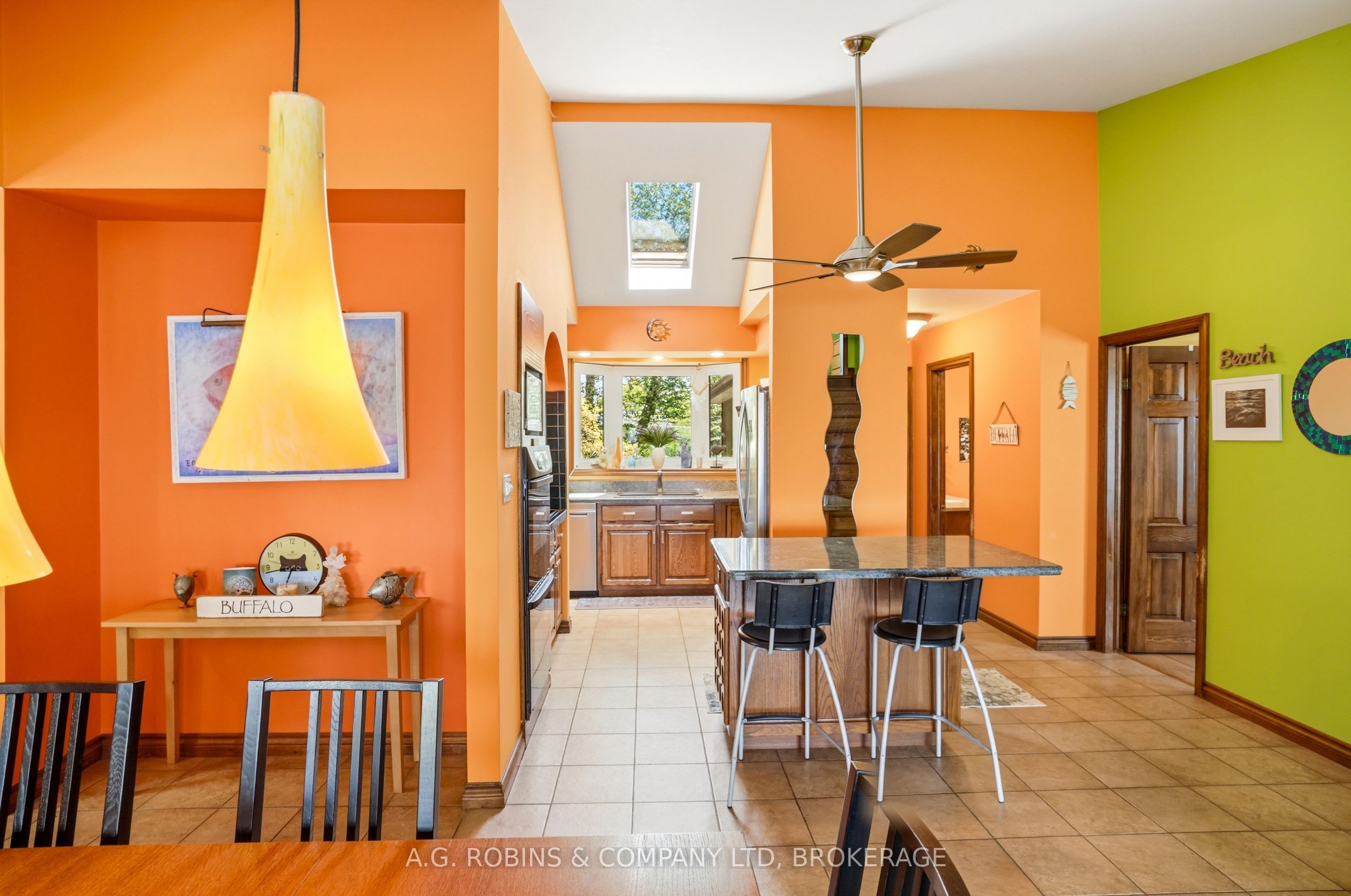 10599 Lakeshore Road Property Photo 18
