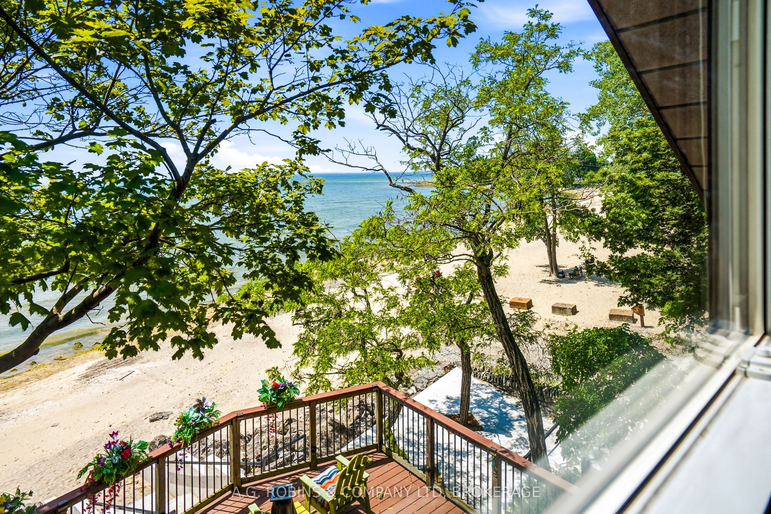 10599 Lakeshore Road Property Photo 26