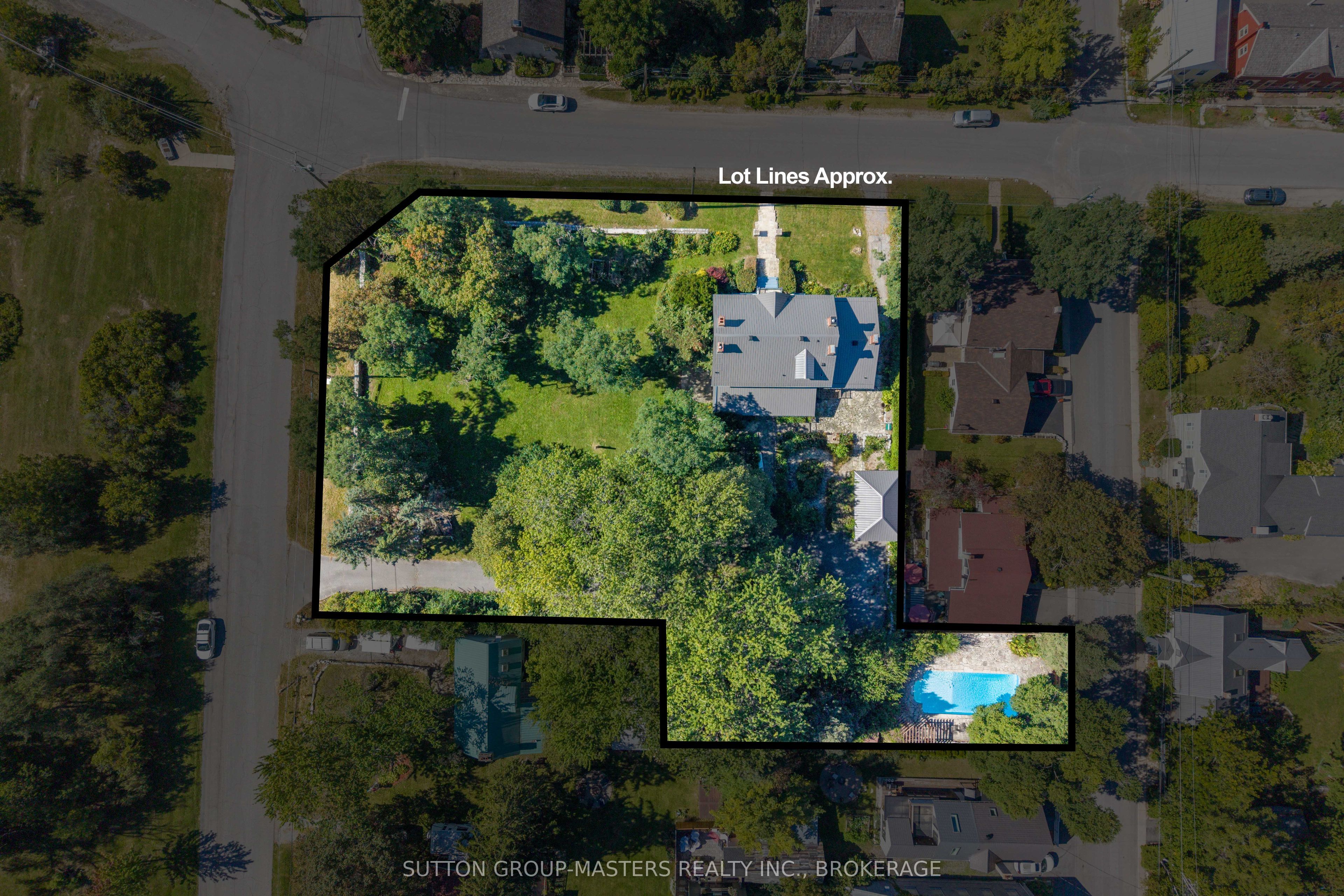 202 Main Street Property Photo 4