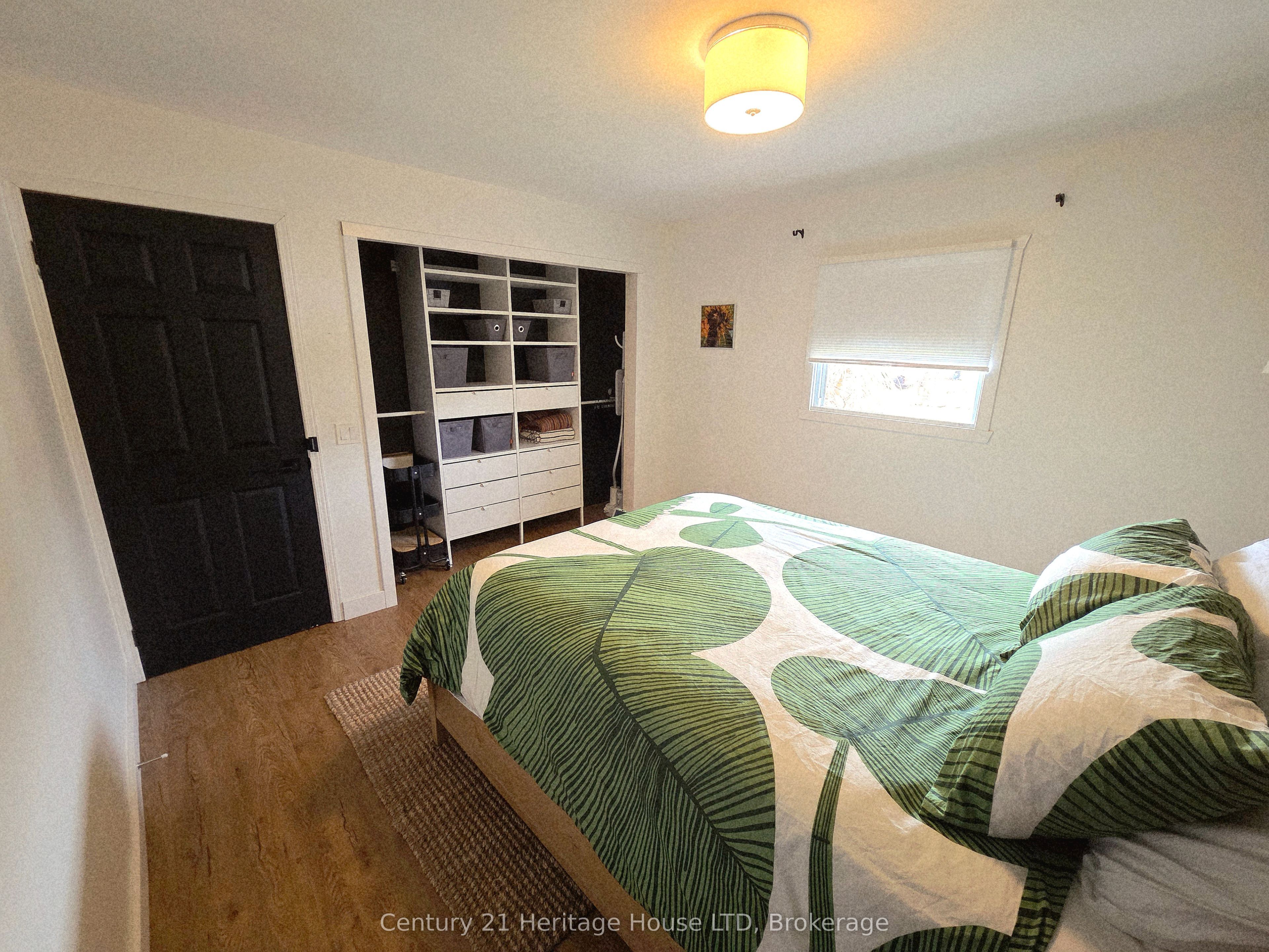 552 Lakeview Road Property Photo 11