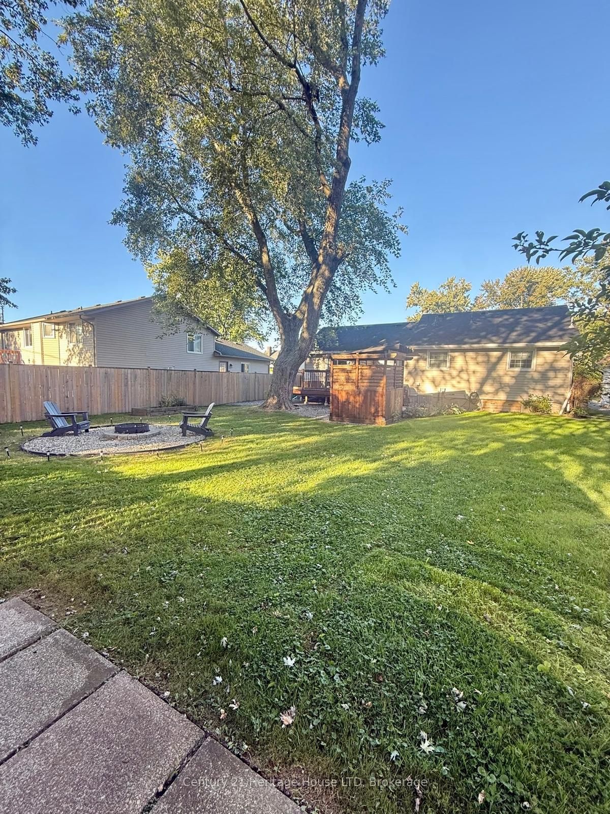 552 Lakeview Road Property Photo 17